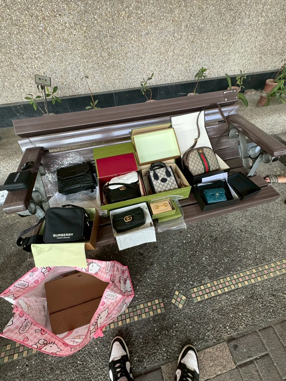 GUCCI二手包包怎麼賣掉? GUCCI 收購