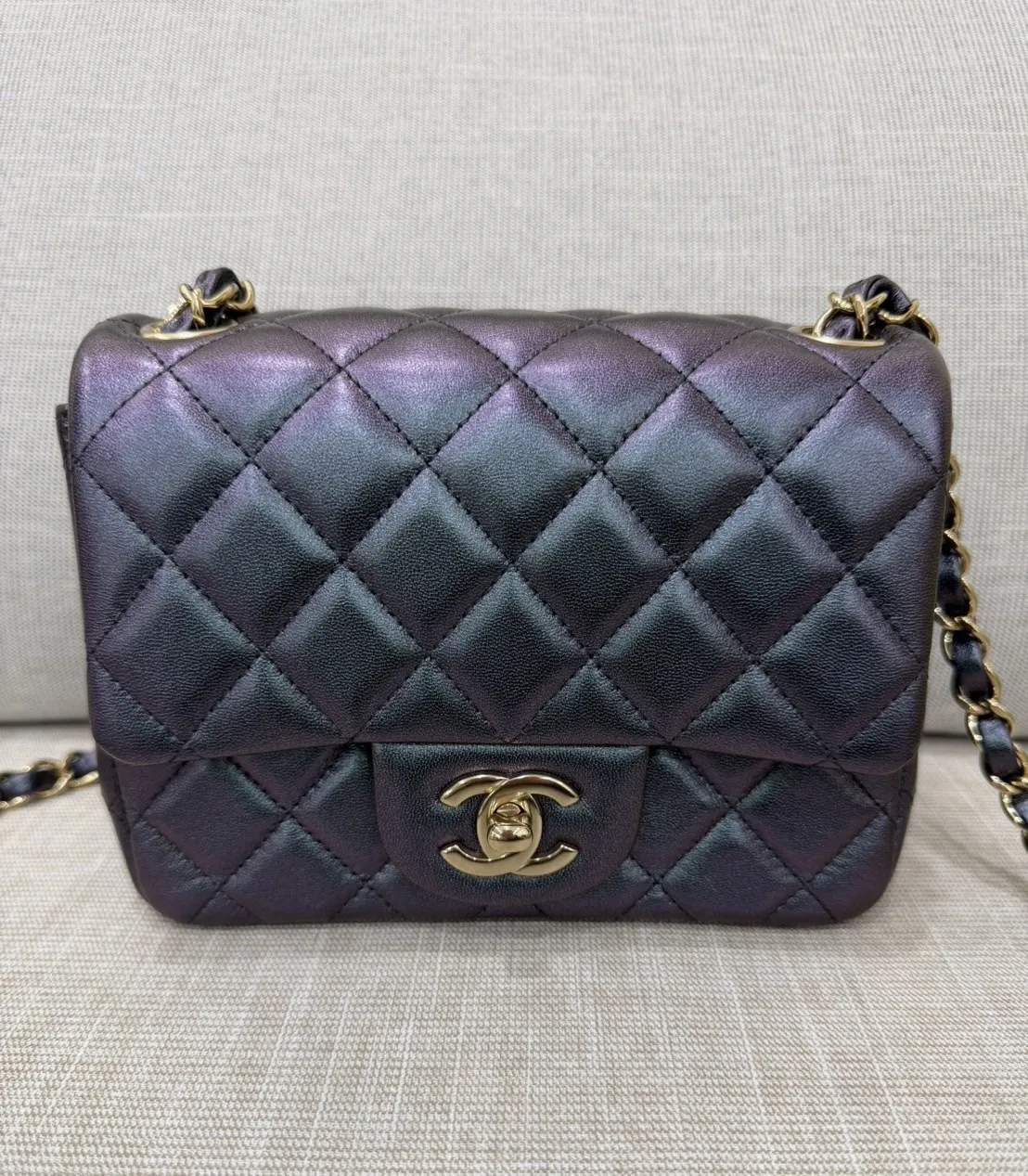 Chanel 人魚姬幻彩黑方胖子17 金釦 芯片款