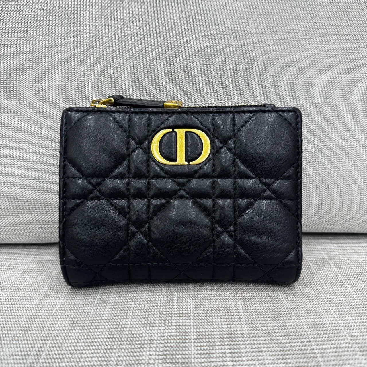 Dior Caro Dahlia 短夾