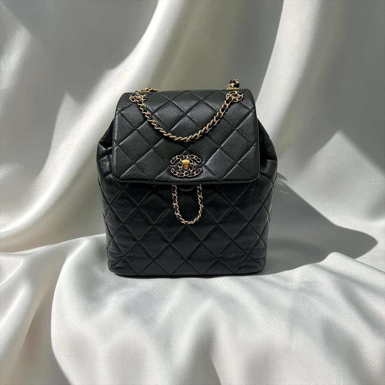 Chanel 19系列後背包 芯片款