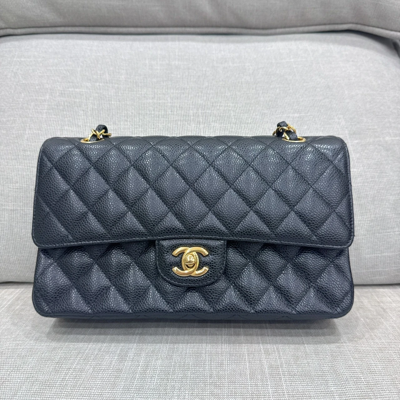 Chanel cf25黑金荔枝芯片款