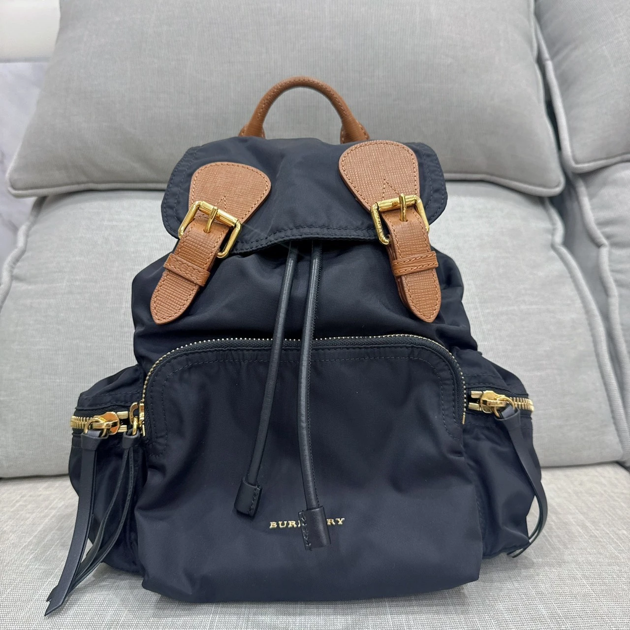 BURBERRY The Rucksack 撞色拼接後背包