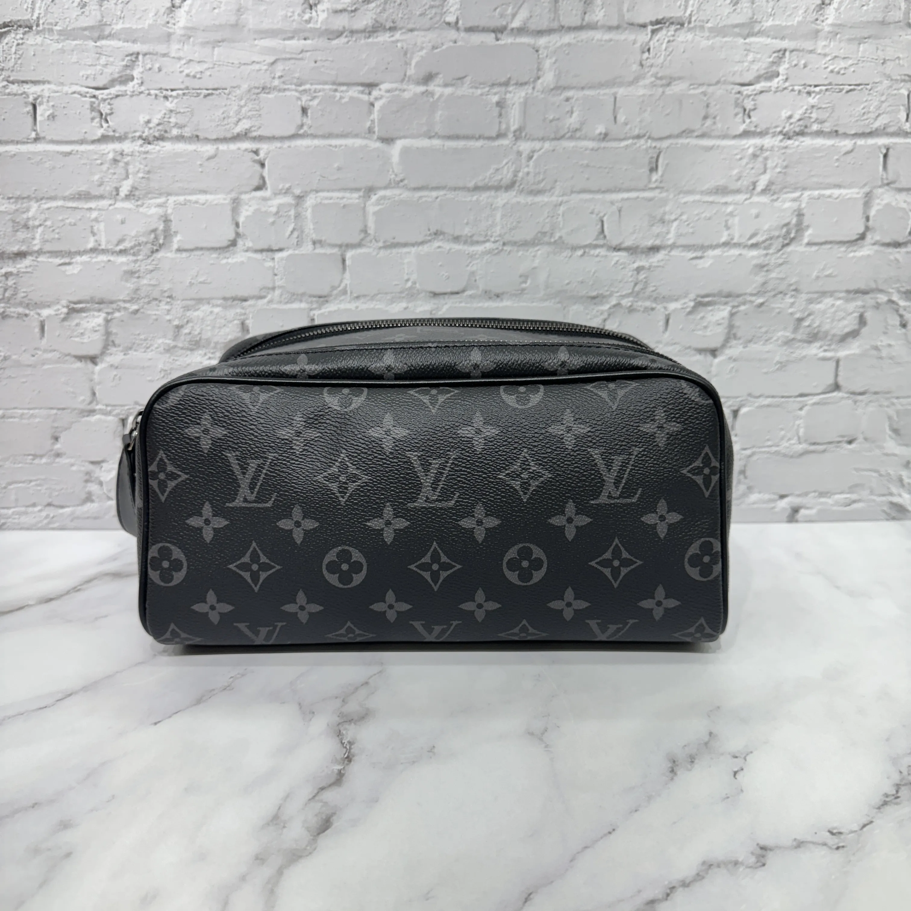 Lv 全新 m46354黑花手拿包