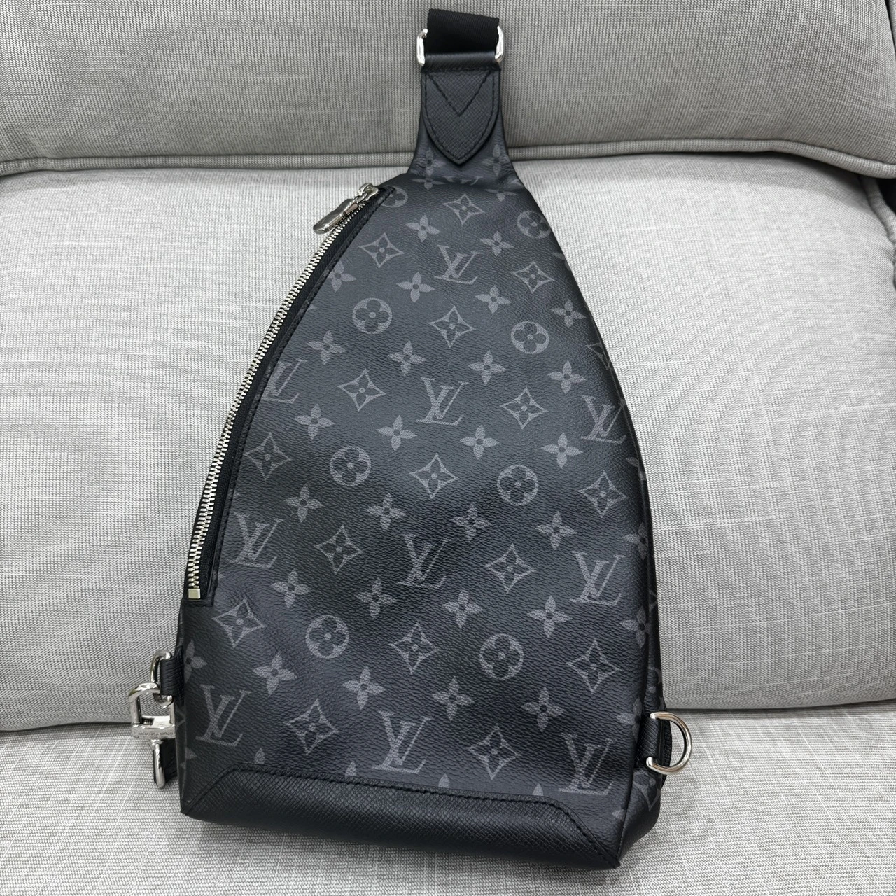 LV M30936 