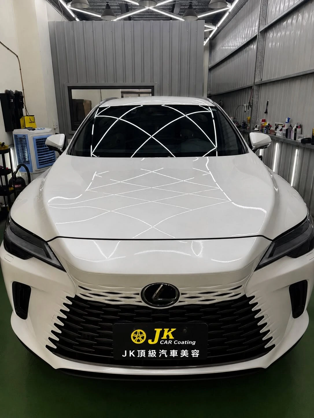 LEXUS
