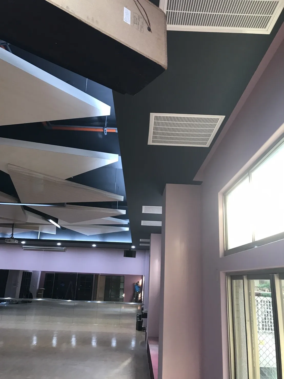 明衡樓冷氣汰換工程及全校冷氣保養工程
