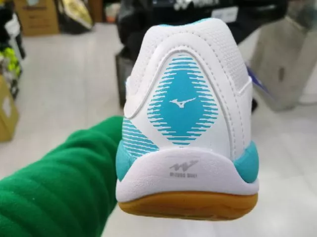 新品上市【美津濃MIZUNO】WAVE SMASH 女款羽球鞋-白湖藍