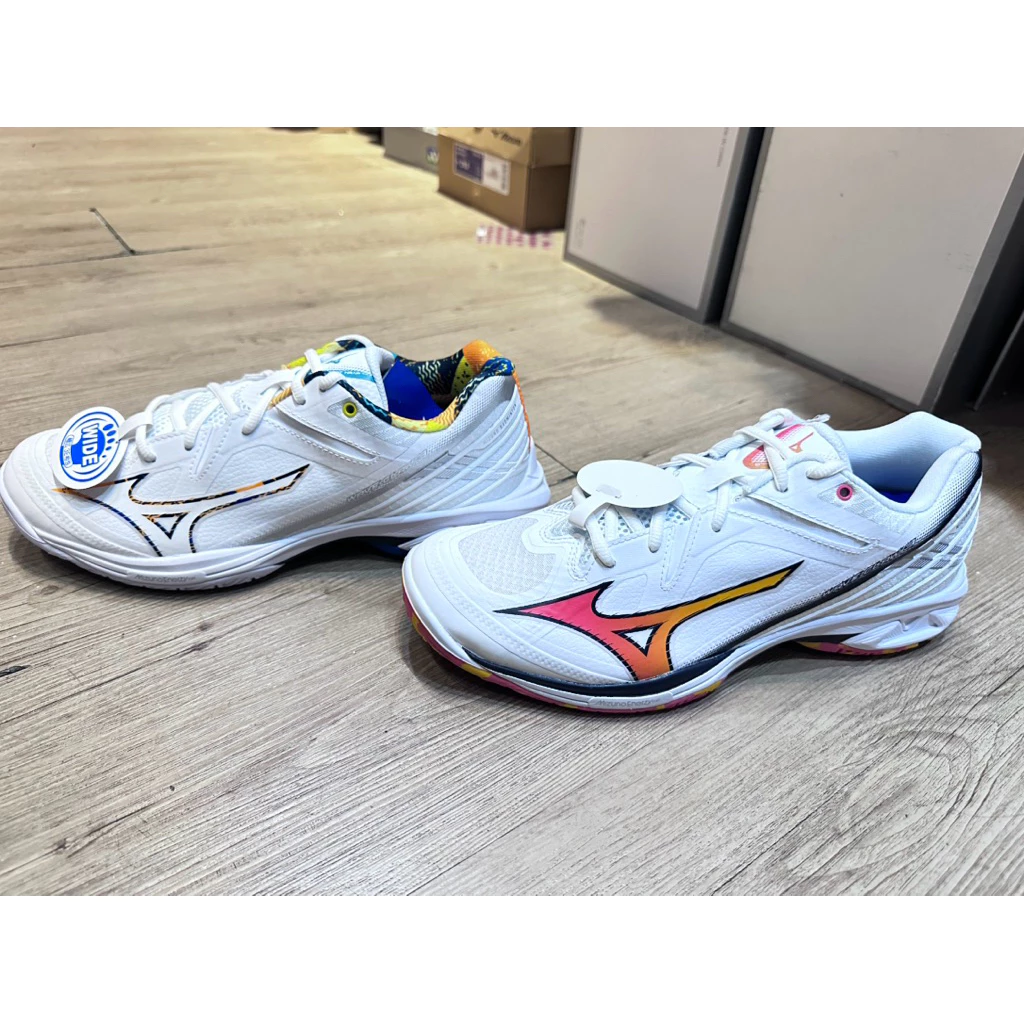 MIZUNO 71GA244335 WAVE CLAW 3男 排羽球鞋3E寬楦 白 x火焰橘