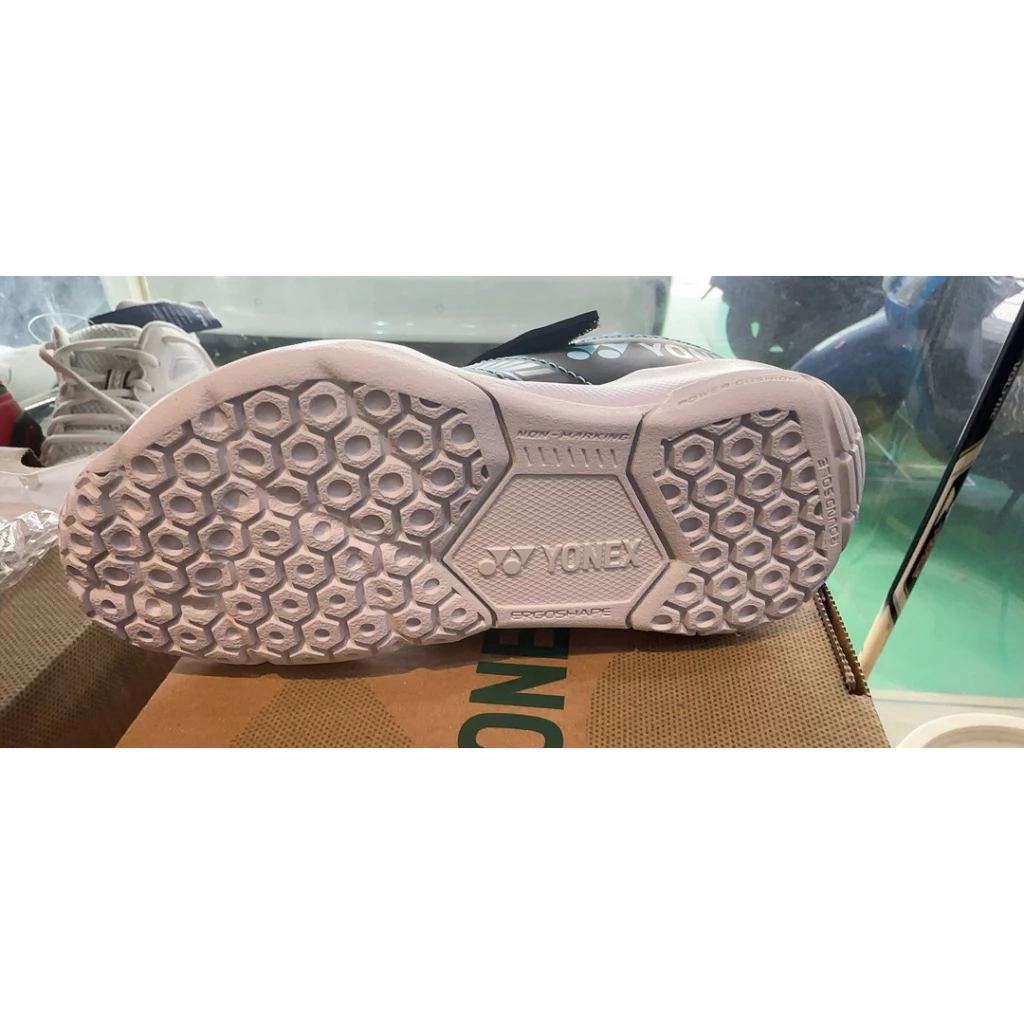 YONEX POWERCUSHION兒童羽球鞋黑藍