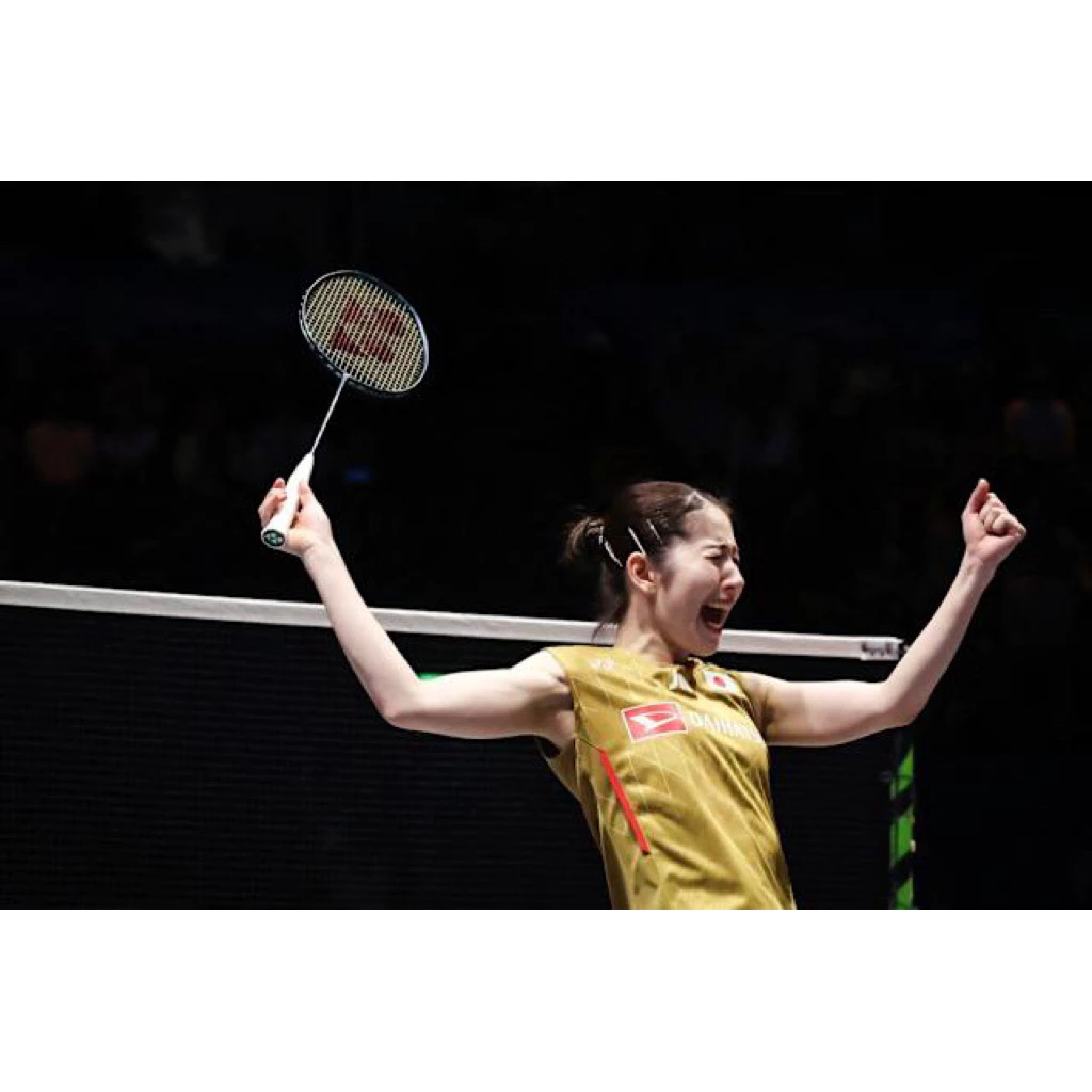 韓版YONEX 羽絨外套?特價$3280 質感很棒