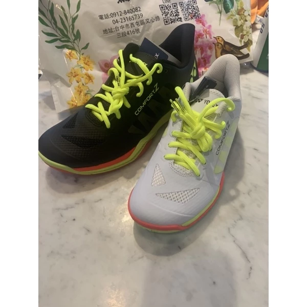 Yonex羽毛球鞋 新款CFZ3 林丹款 動力墊 包裹 舒適 CFZ 3代，高緩衝性能羽毛球鞋