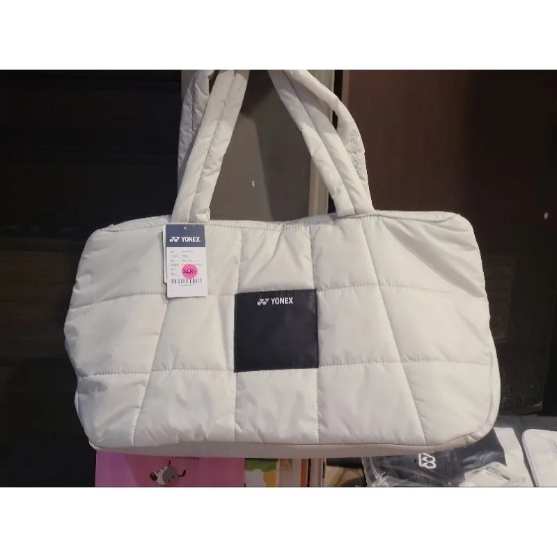 可愛國際版YONEX 橘色畫家聯名款 球包球袋側背月亮包。後背包。橢圓後背側背兩用球袋／側背梯型包
