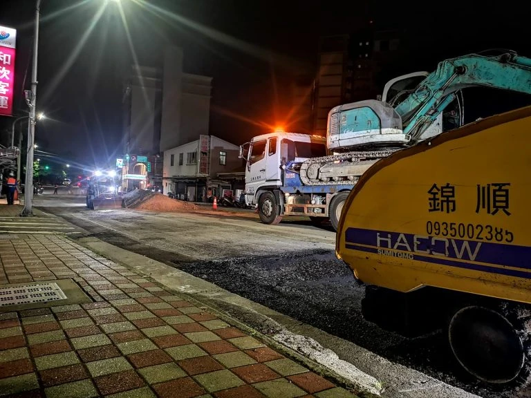 柏油路面修補施工