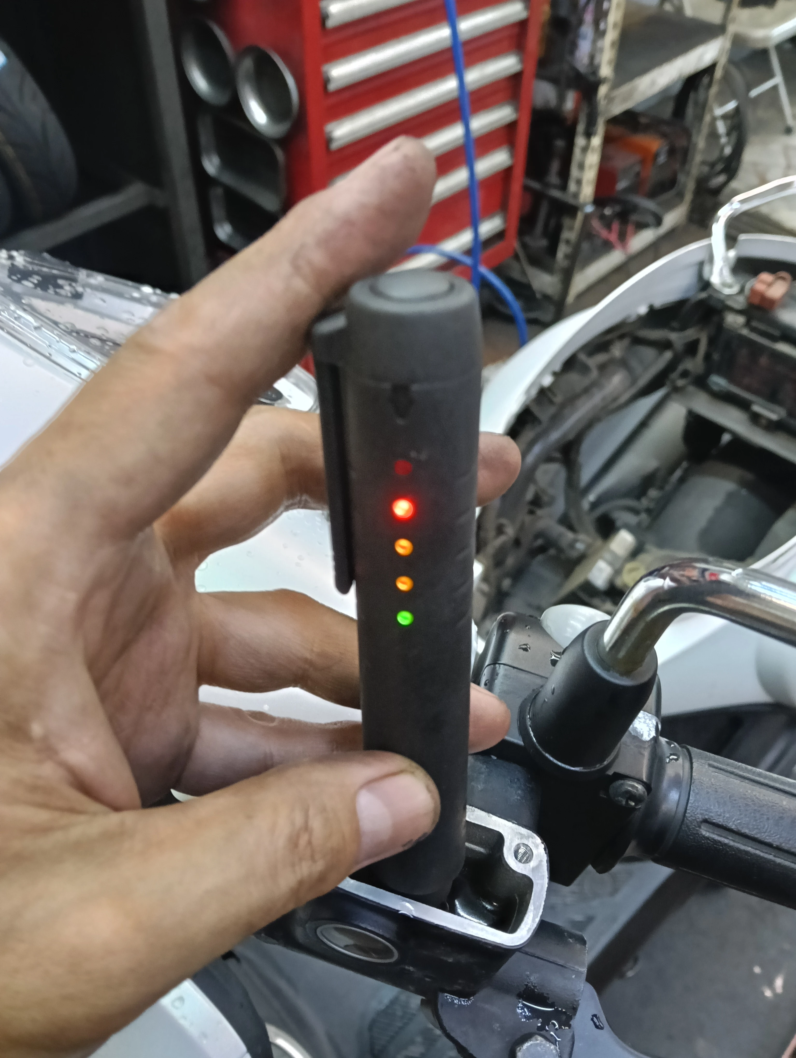 煞車油 I 前避震器油  ｜桃園機車維修推薦｜八德區機車維修