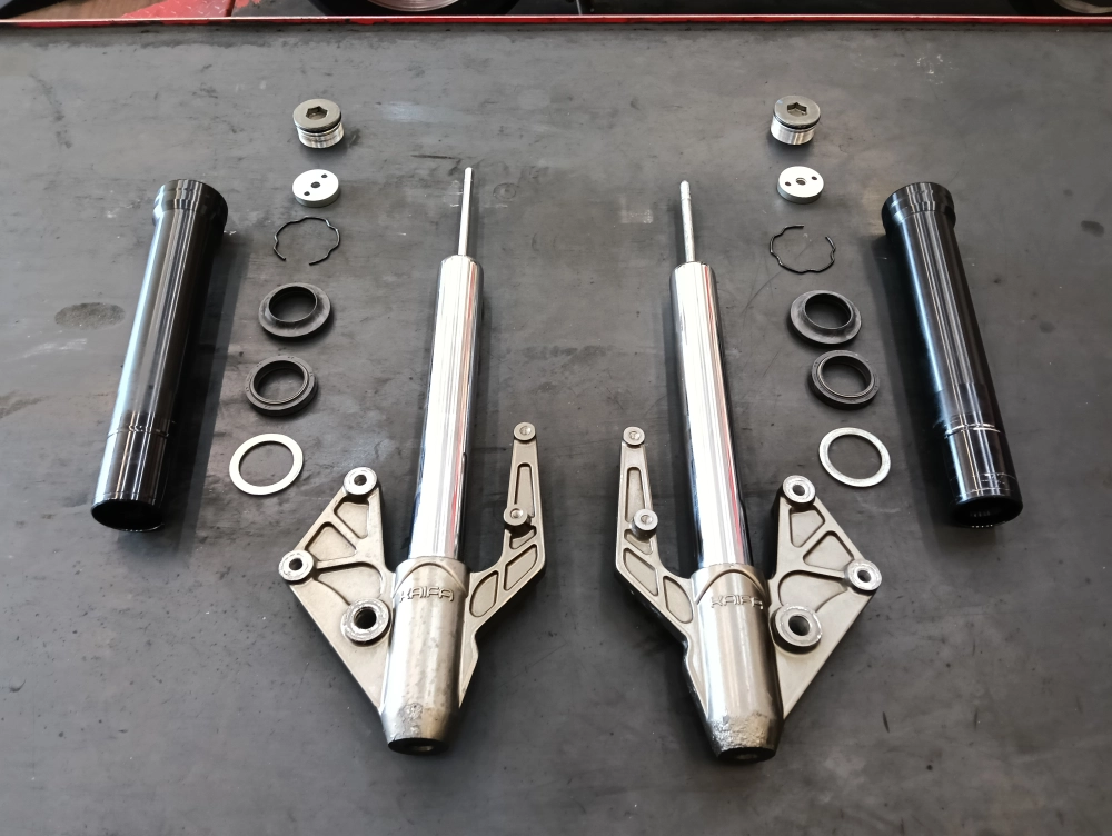 雷霆王前叉維修