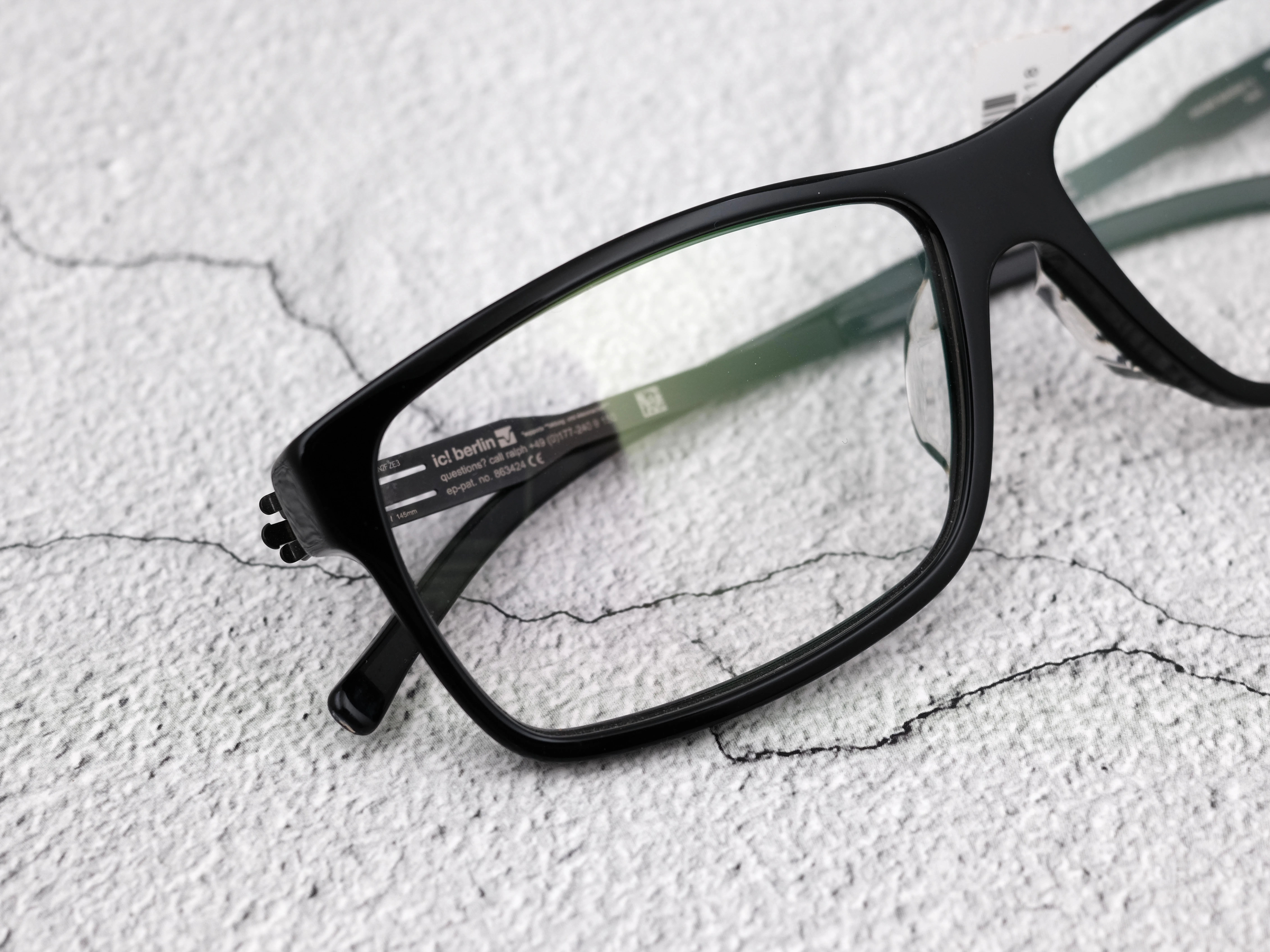 ic!berlin model bastian s. black