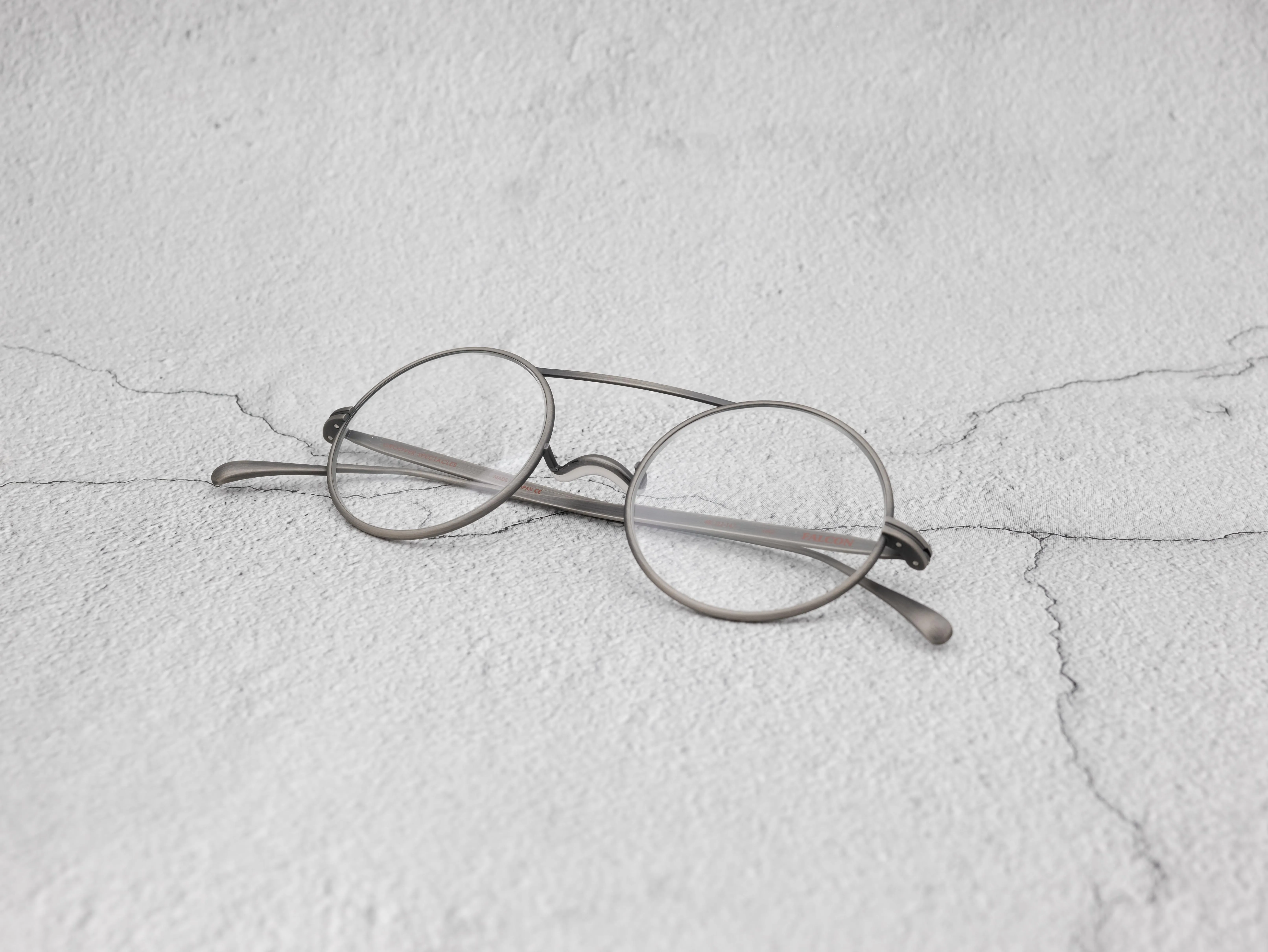 GROOVER FALCON col.2