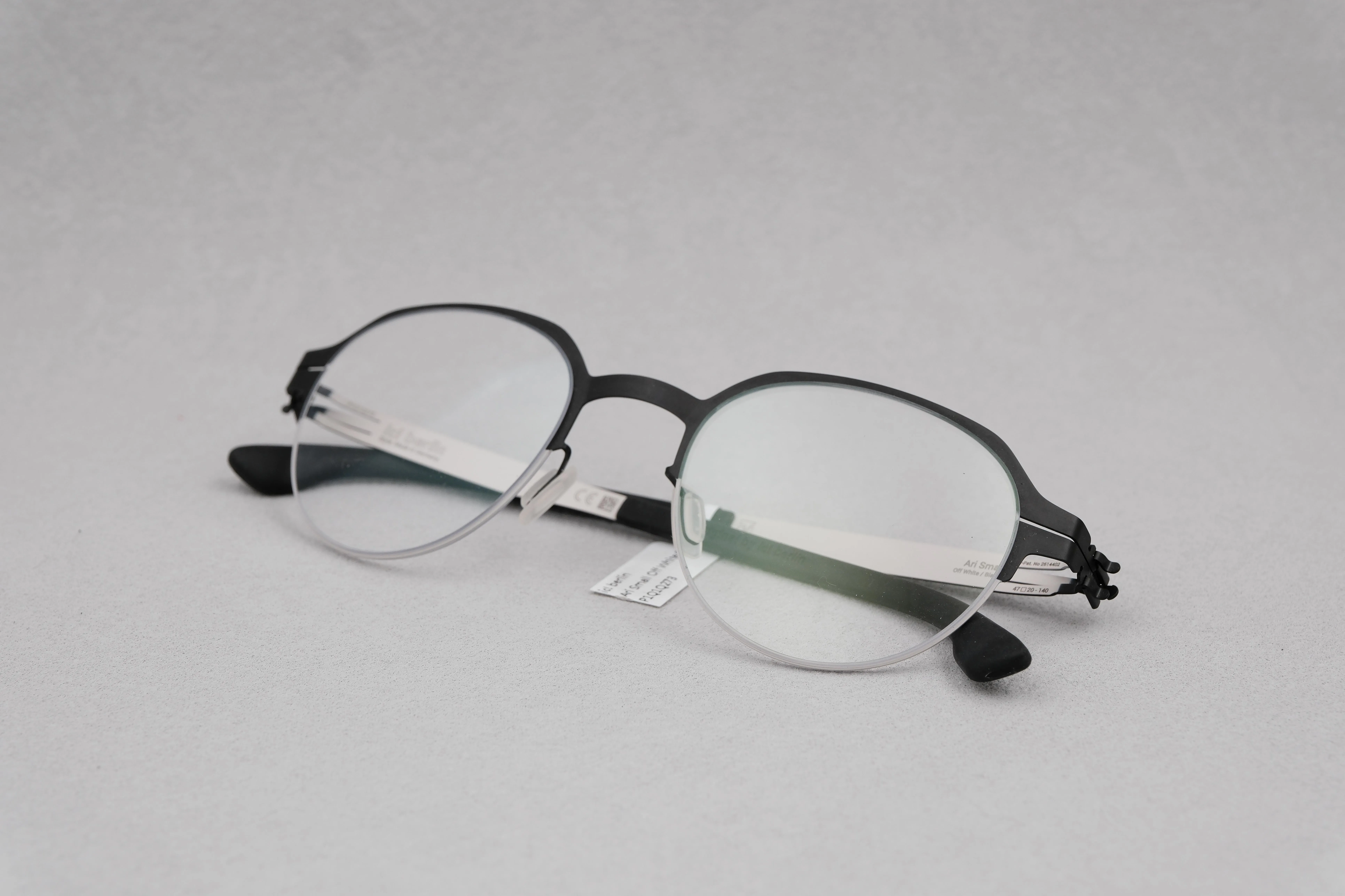 ic!berlin Ari Small Off White/Black