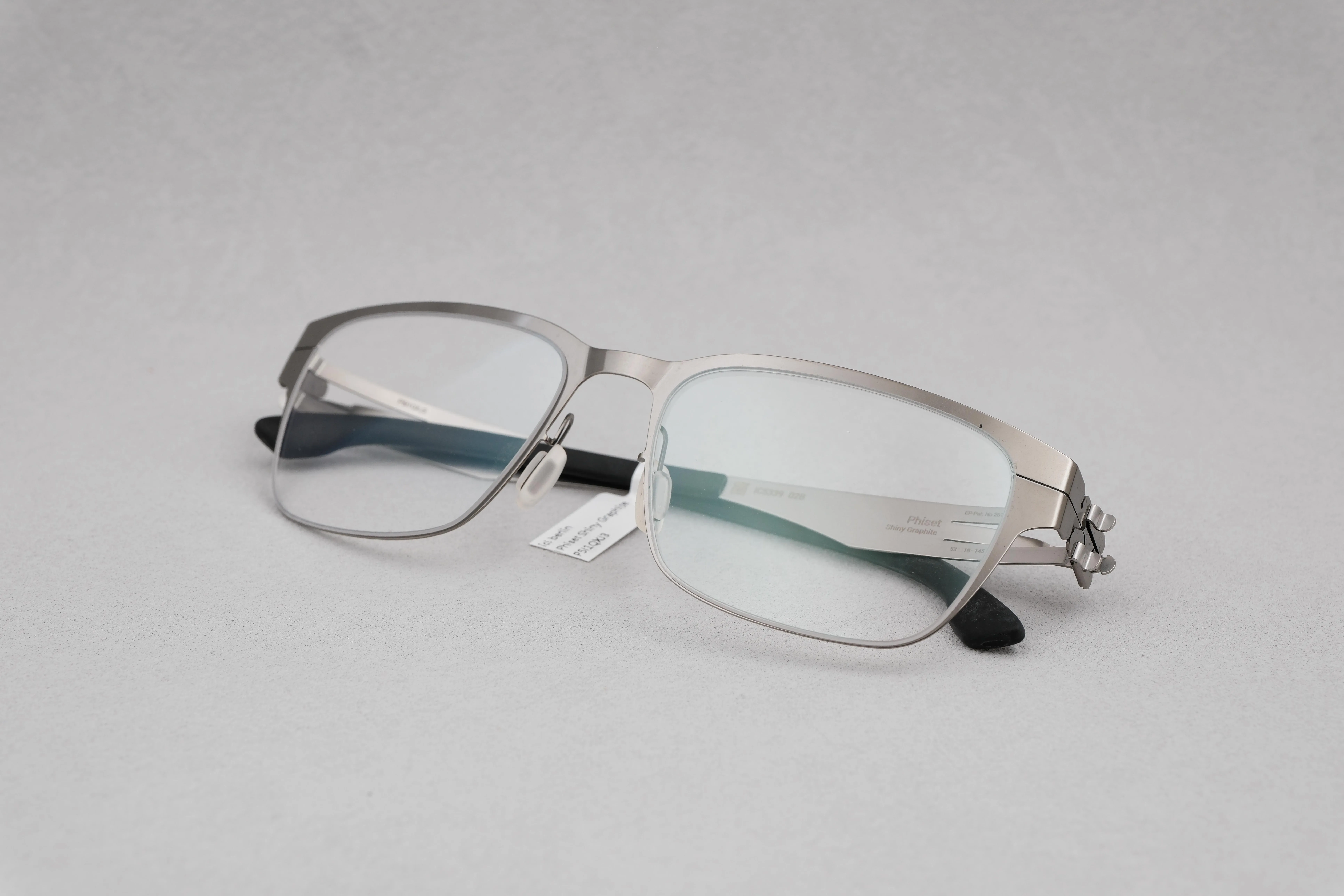 ic!berlin Phiset Shiny Graphite