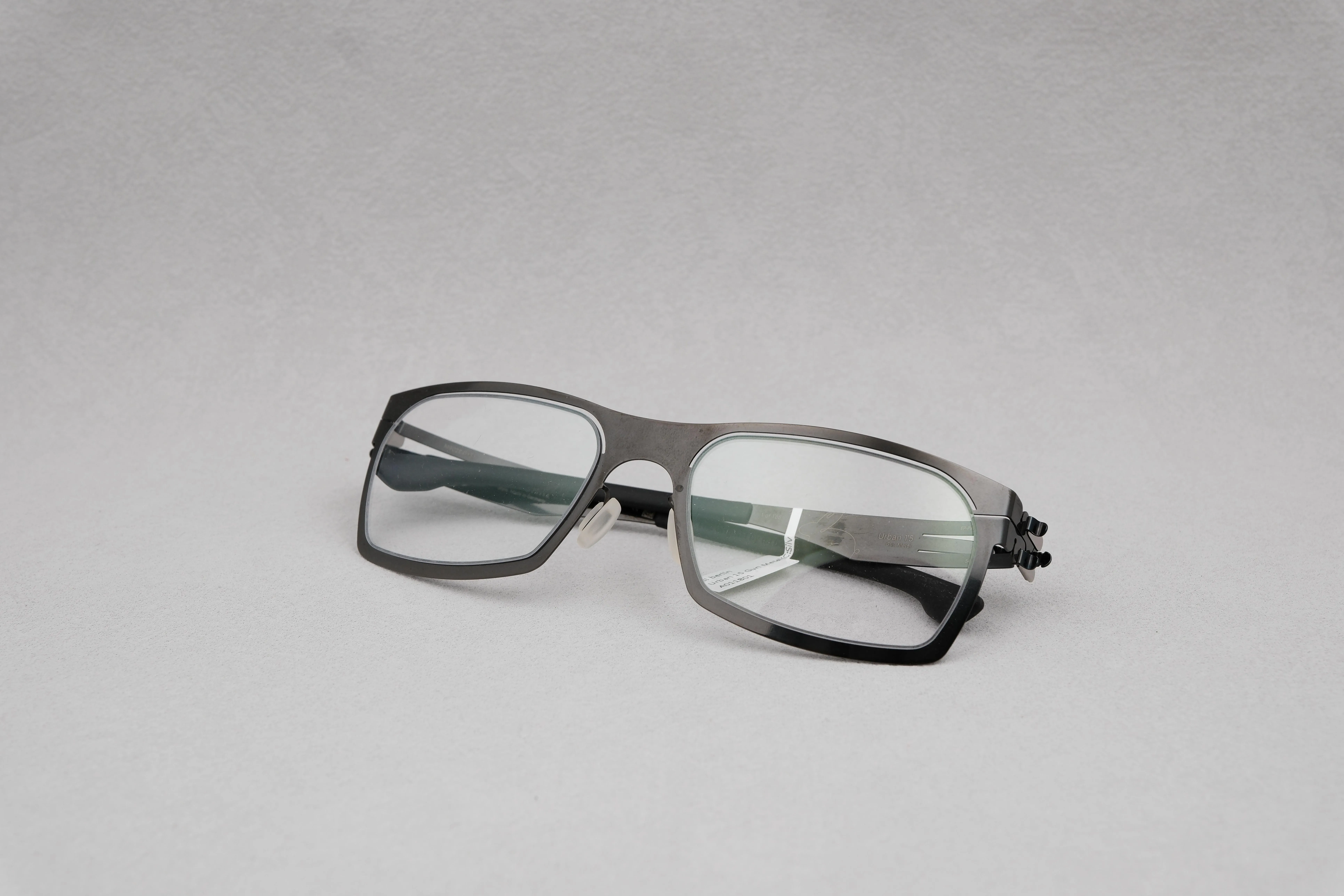 ic!berlin Urban 15 Gun Metal(C:Silv