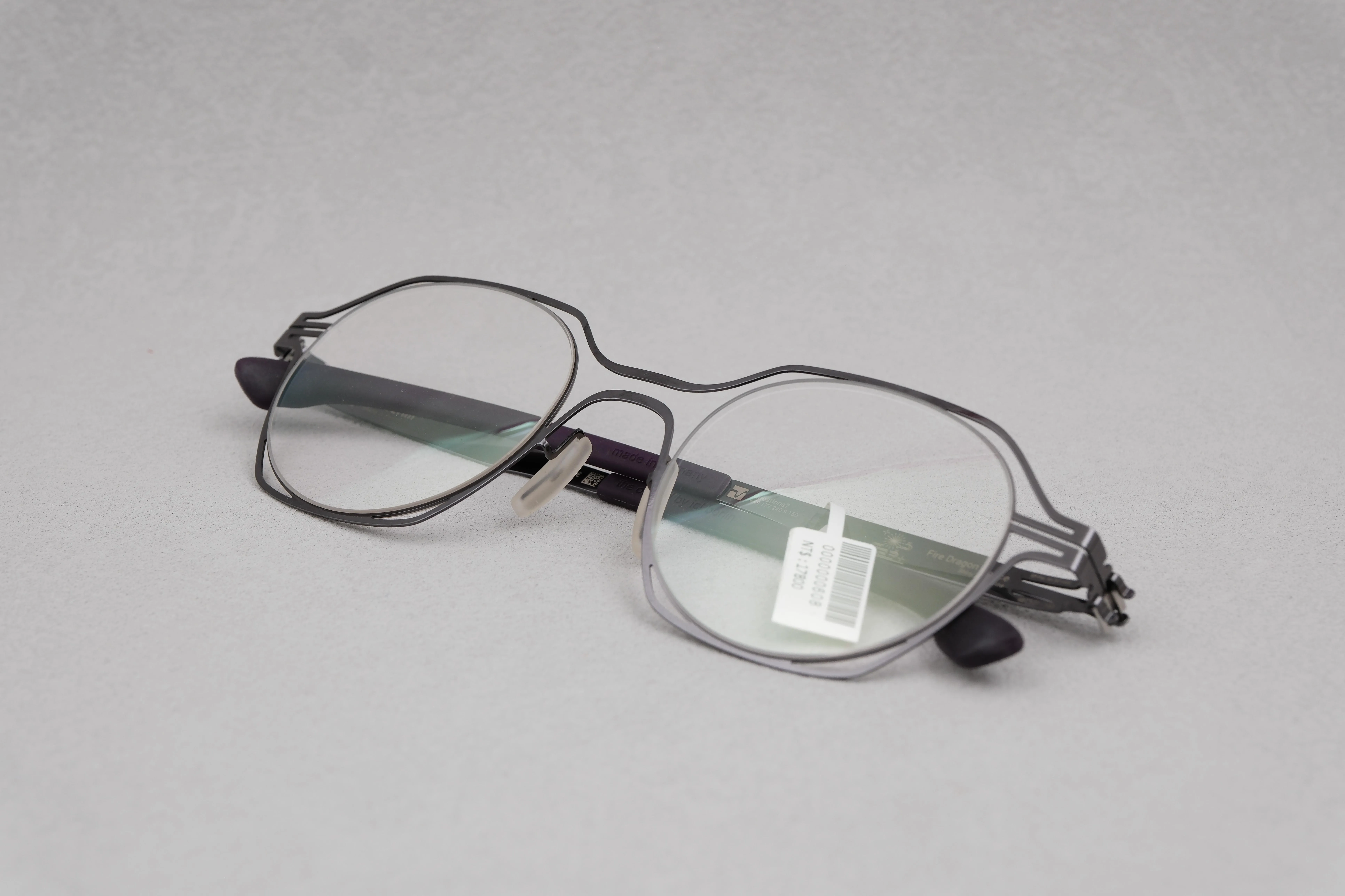 ic!berlin Fire Dragon Dance Shiny A