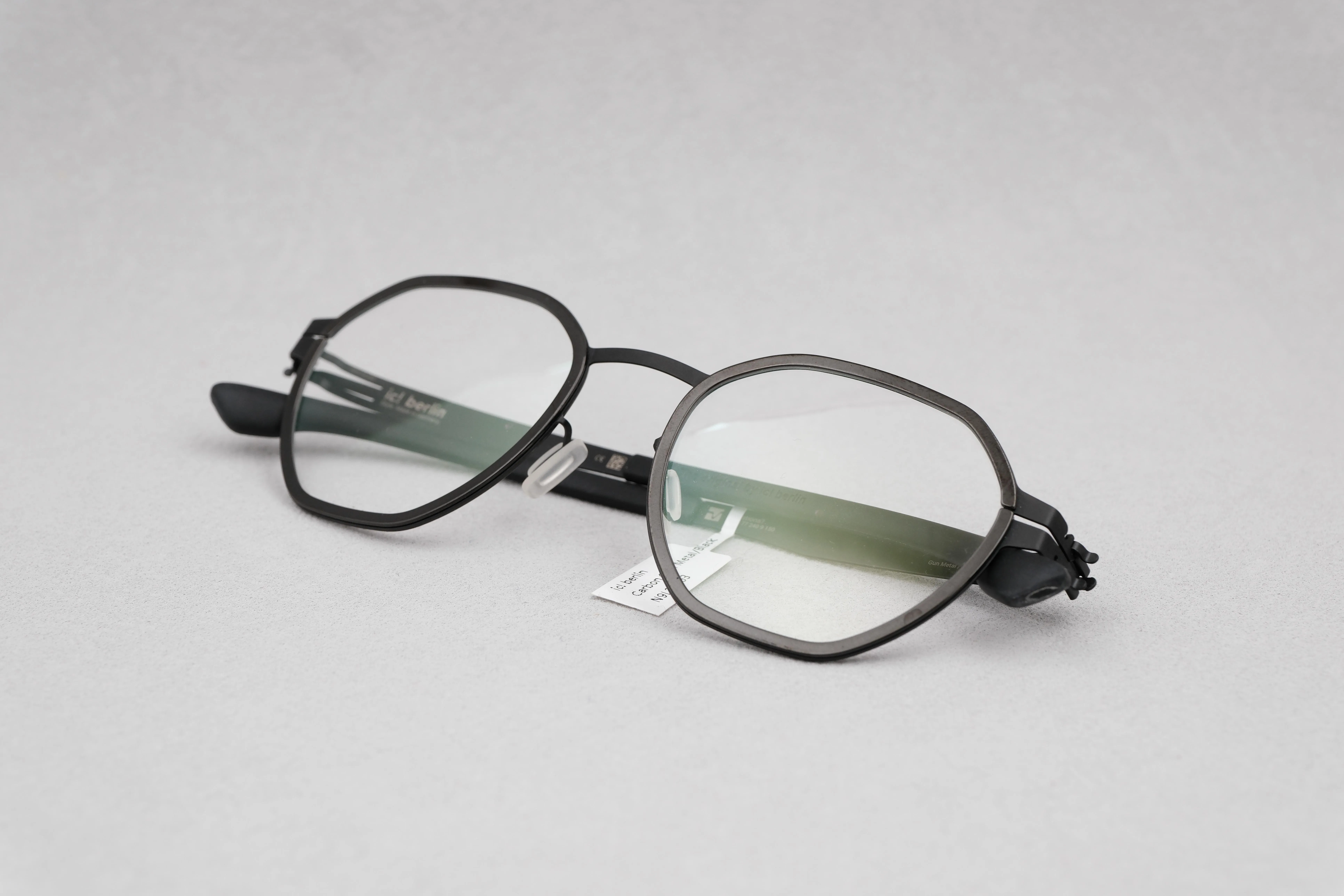 ic!berlin Carbon Gun Metal/Black