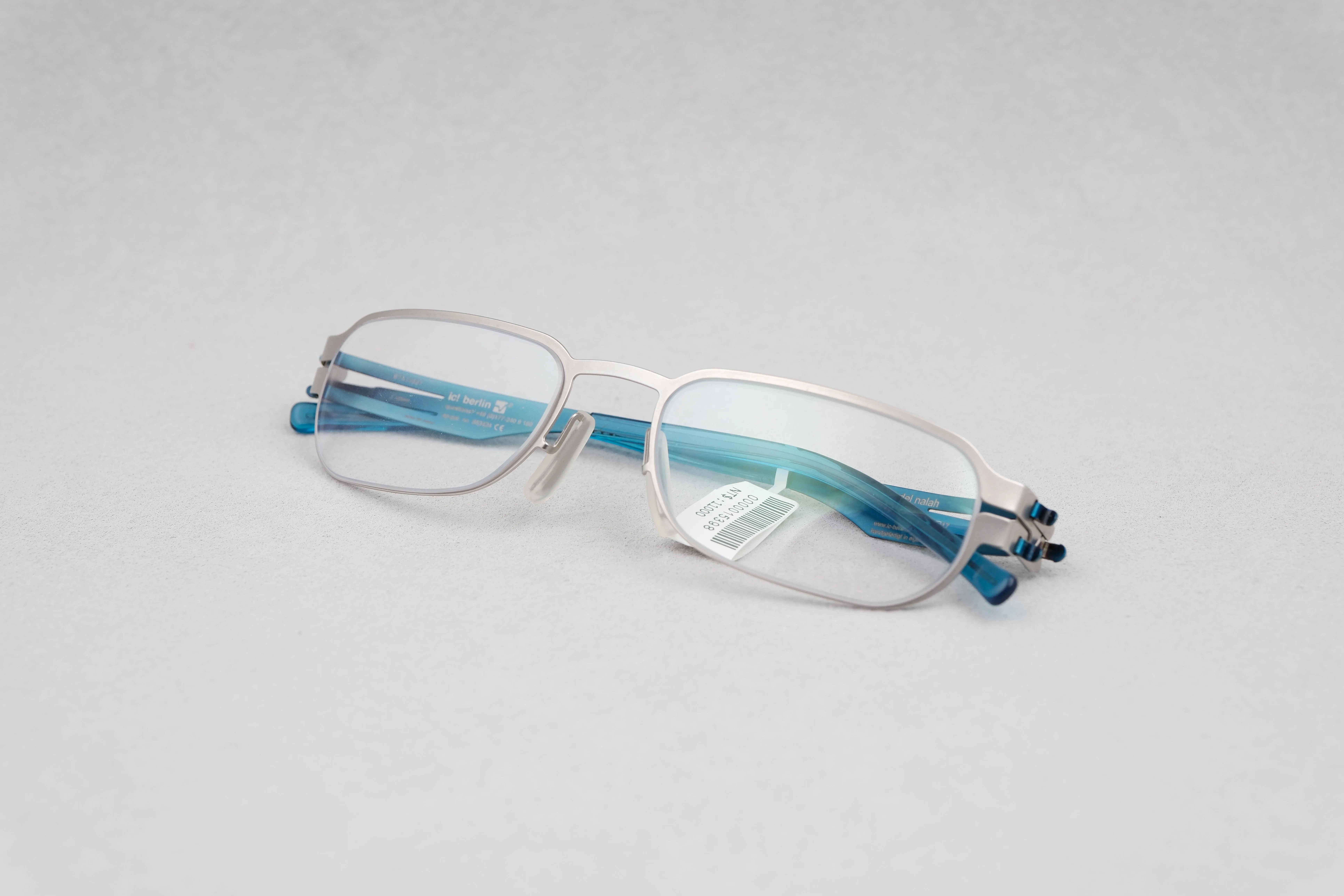 ic!berlin nalah blue