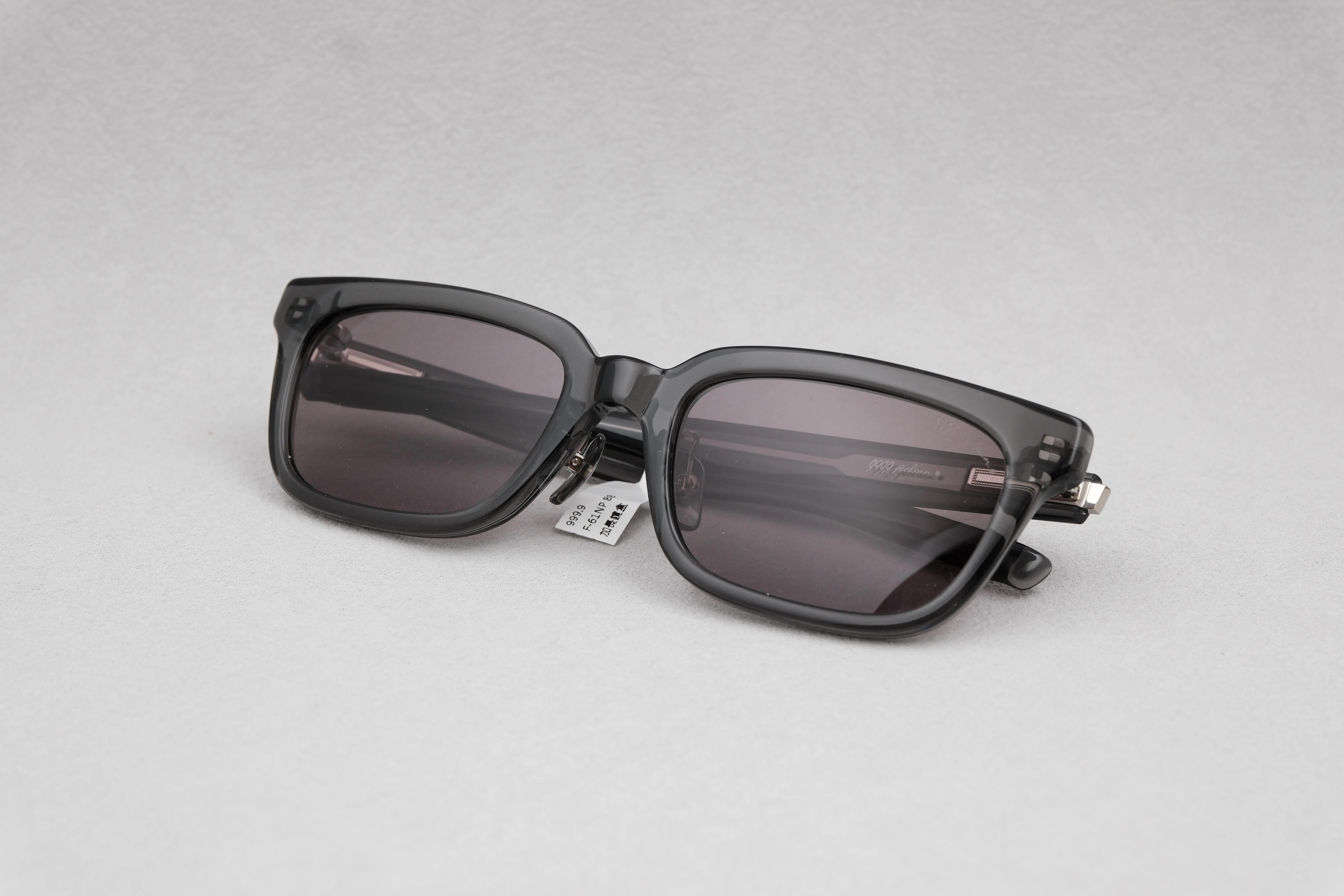 999.9 F-61NP 88 加長鏡盒