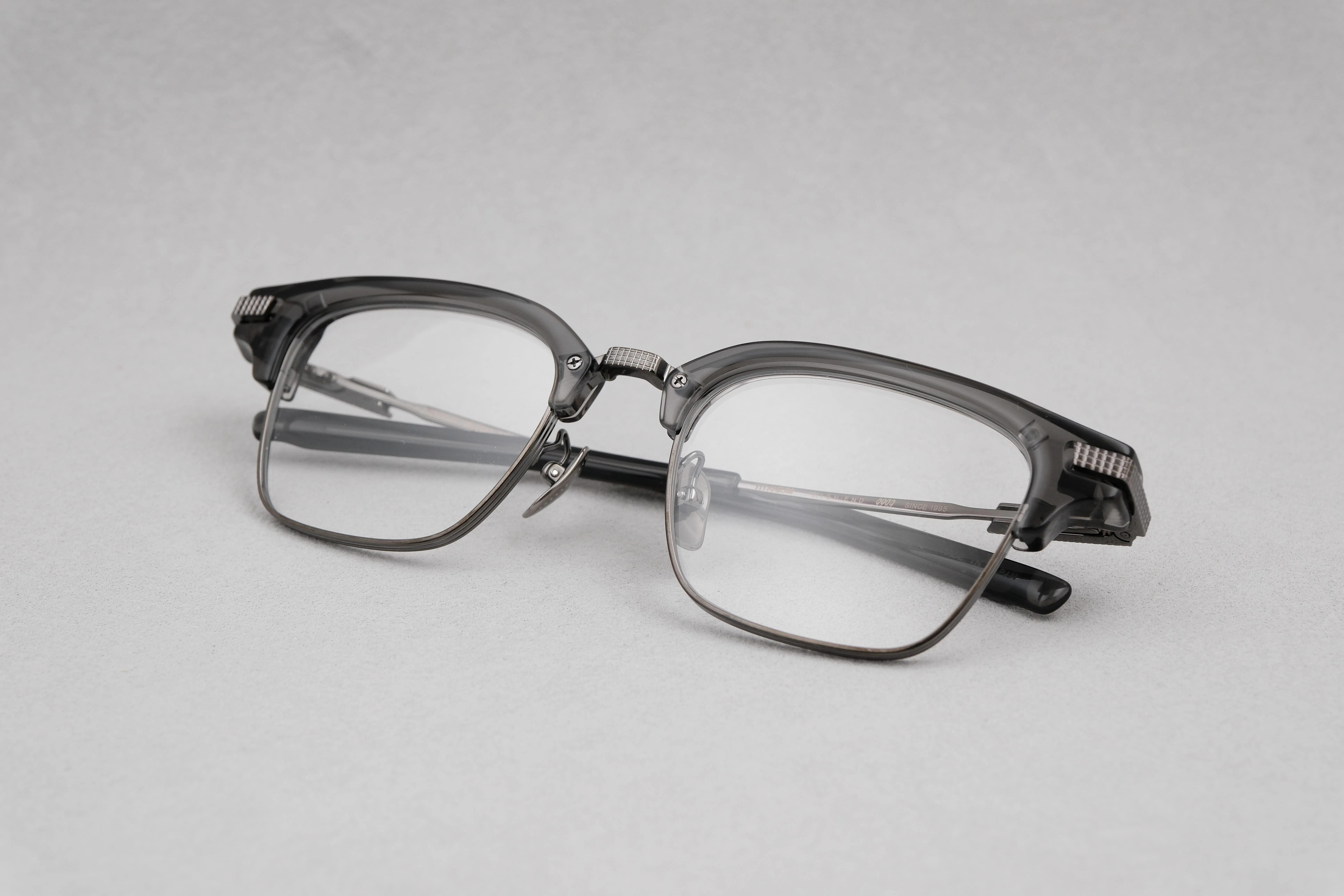 999.9 M-01H 8812 HIGH END