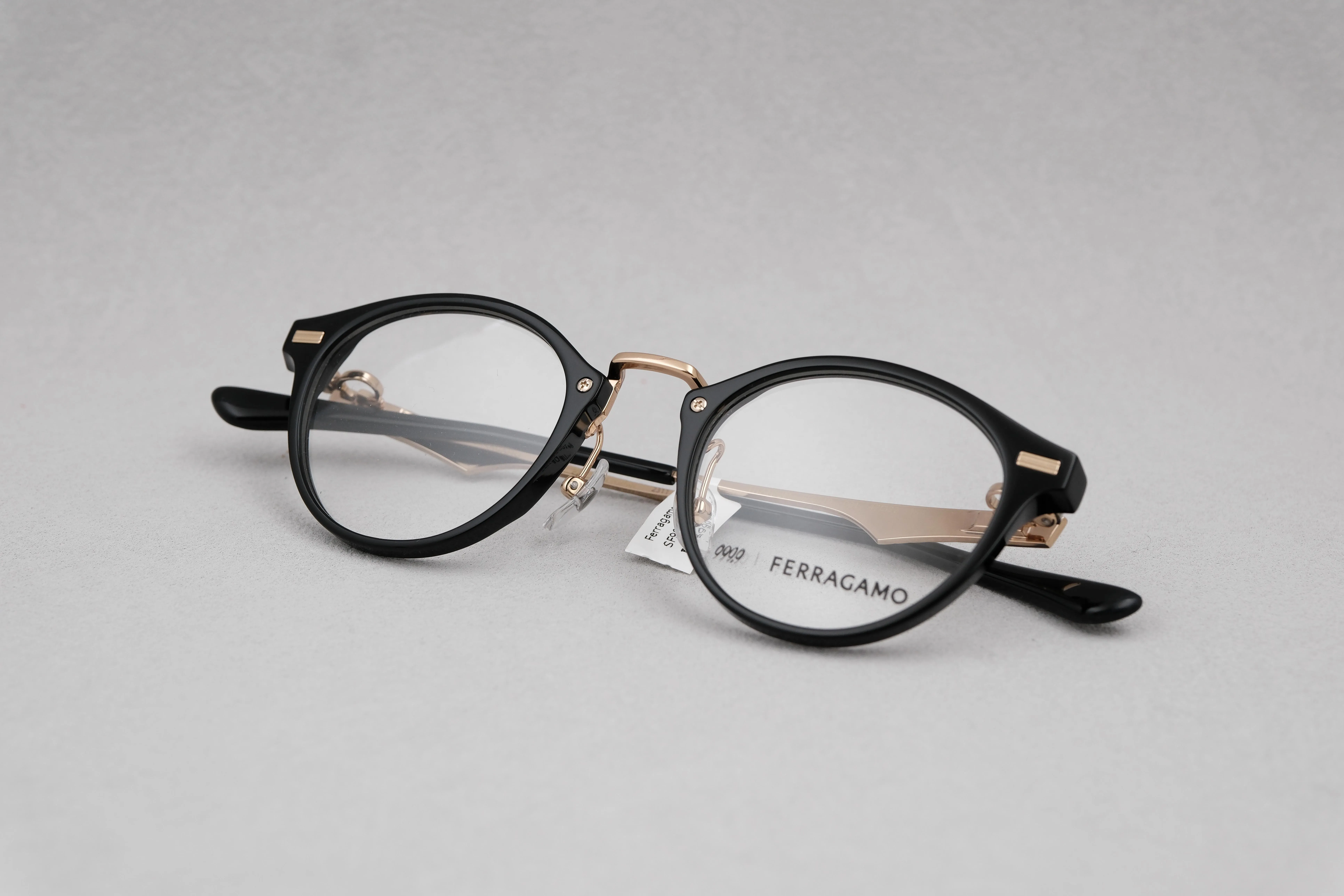 Ferragamo SF9019 001*9 999.9聯名
