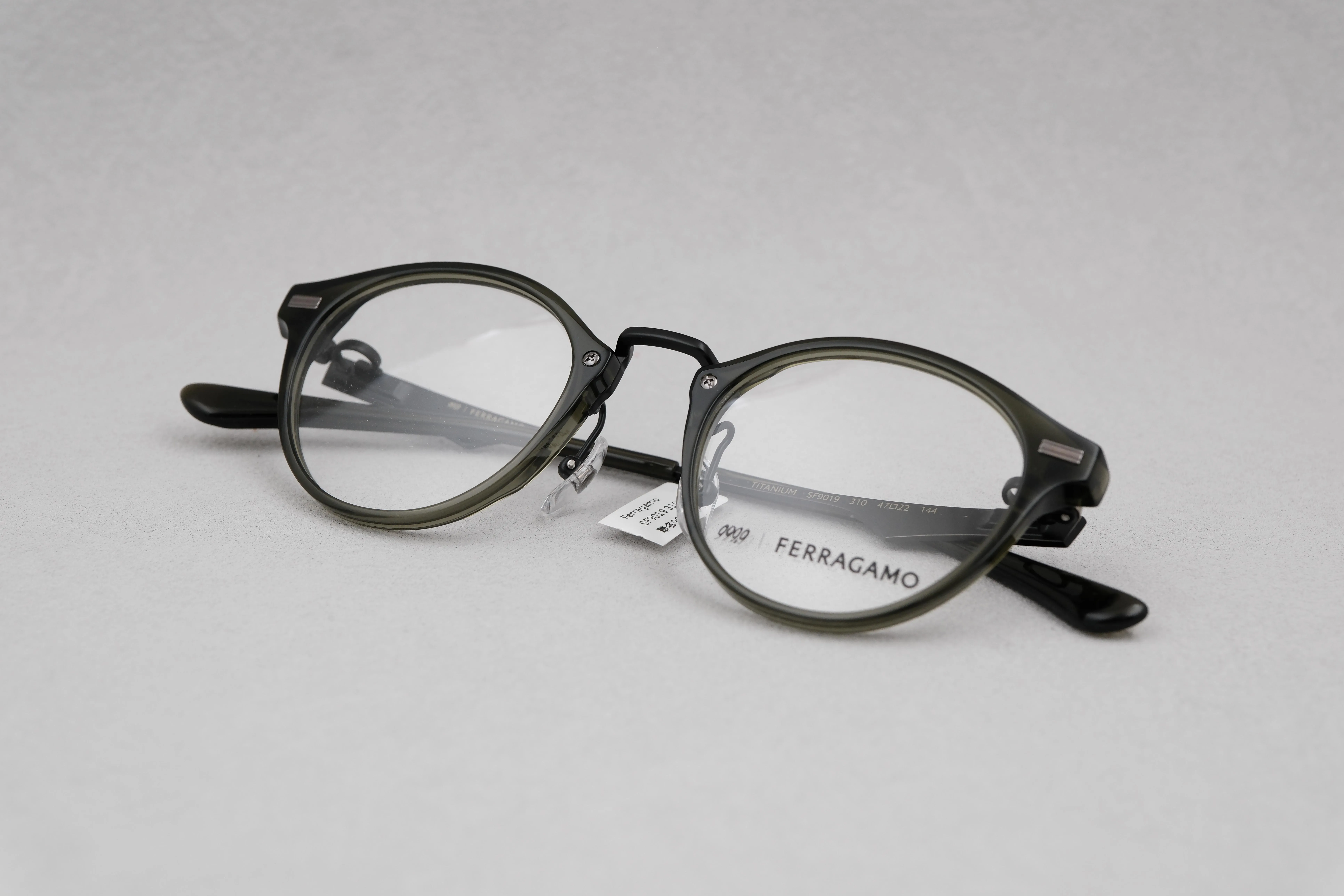 Ferragamo SF9019 310*9 999.9聯名