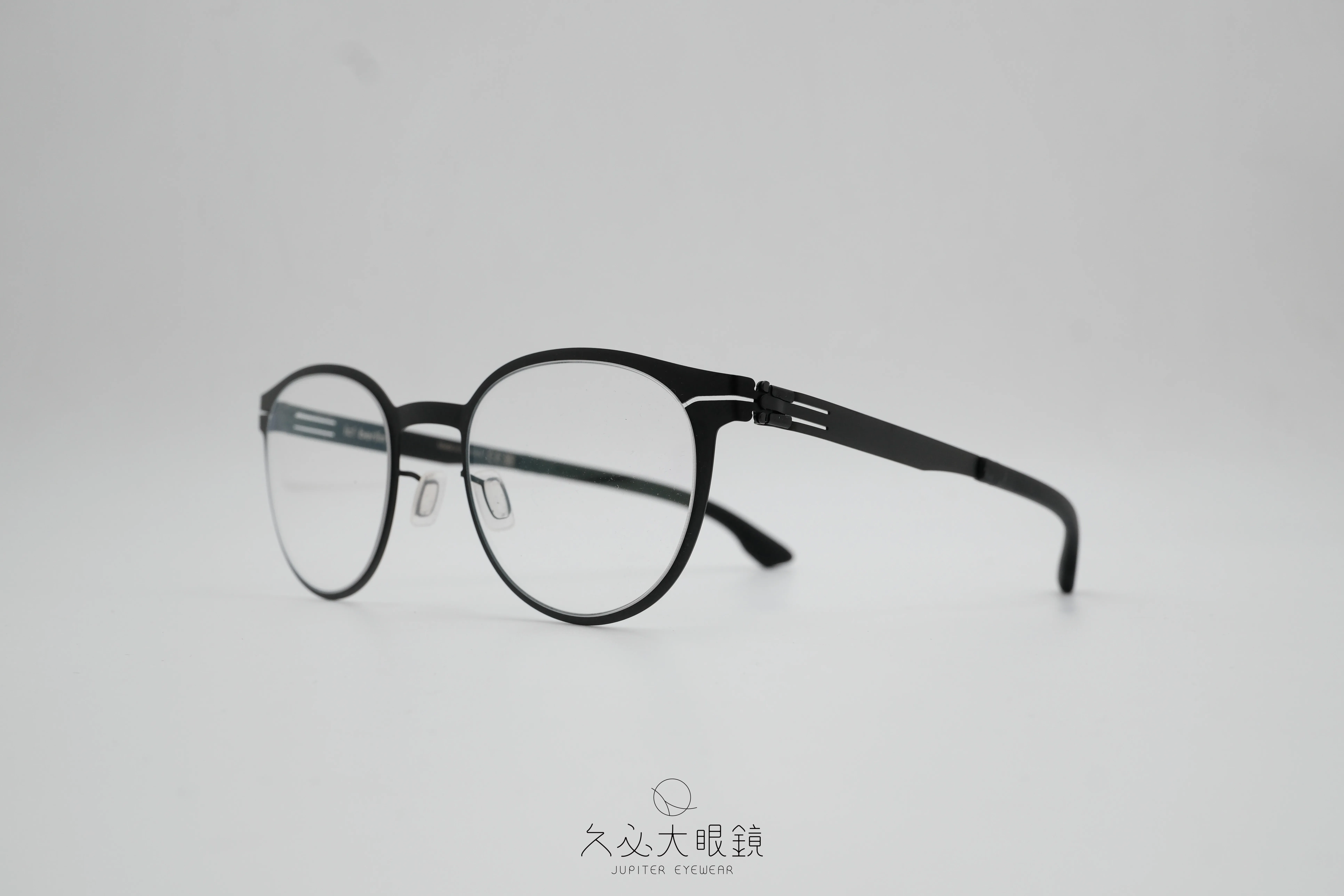 ic berlin Robin Small black