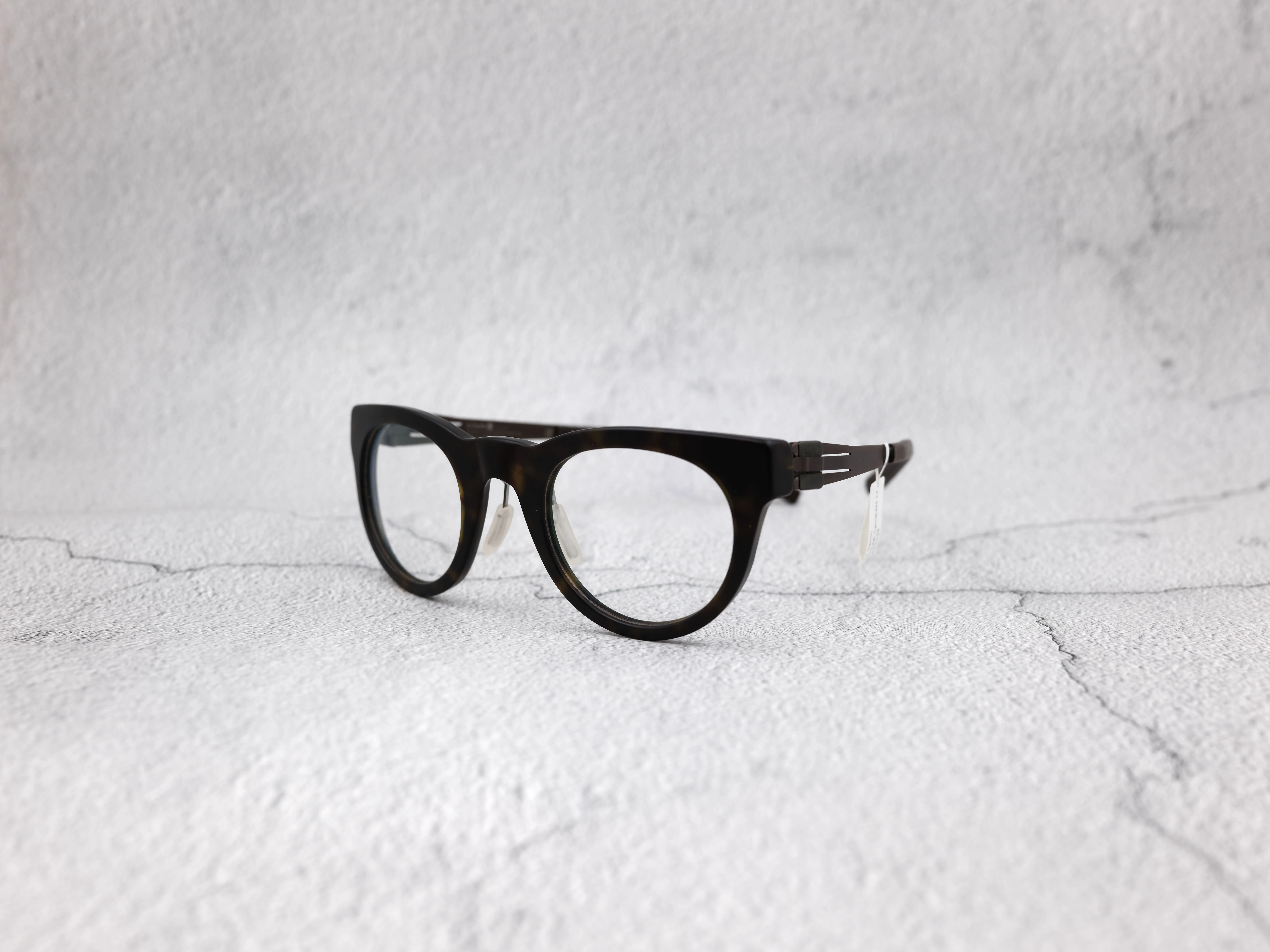 ic!berlin model nameless 17 chocola