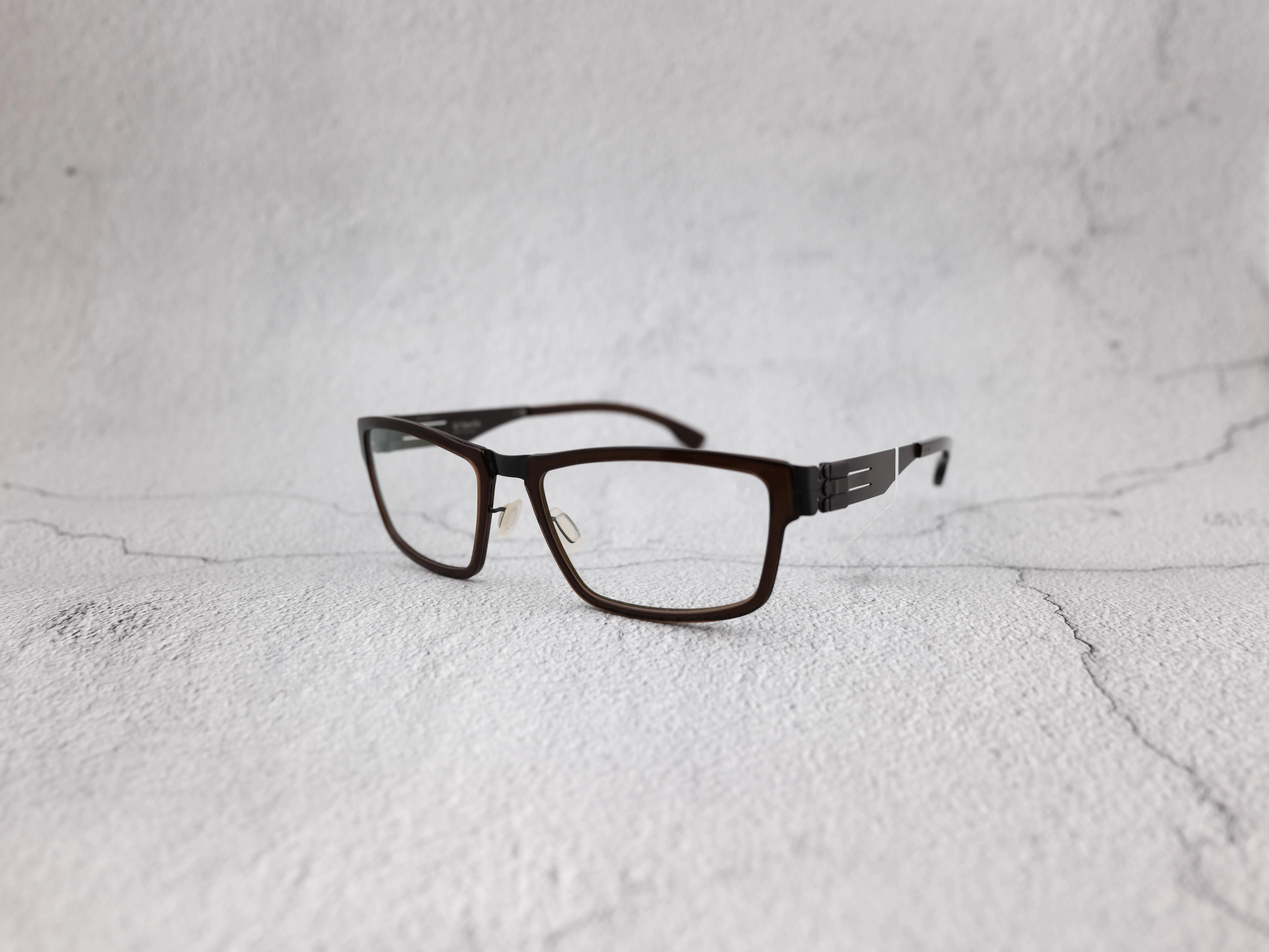 ic!berlin Igor R. Mahagony/Teak