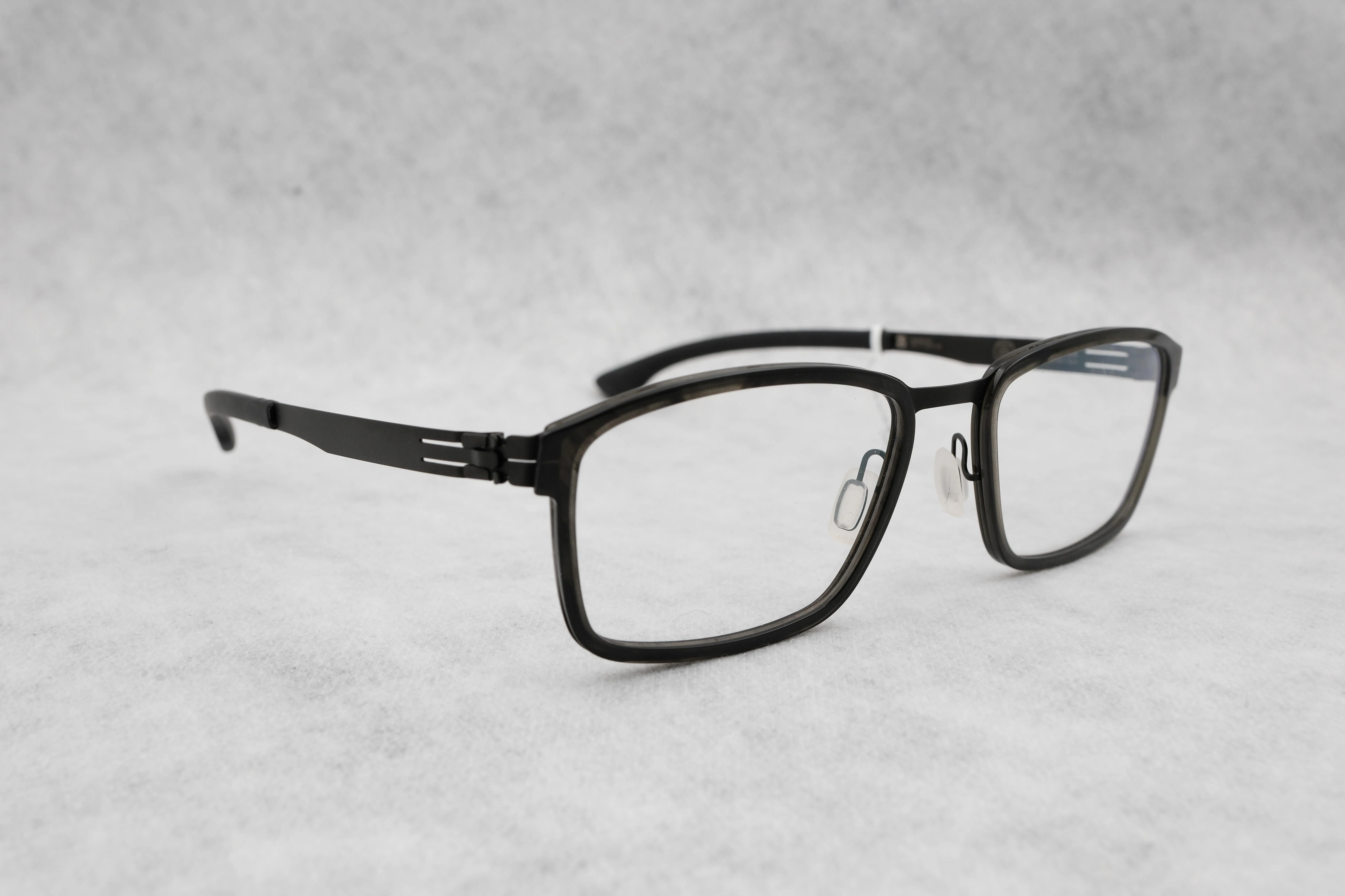 ic!berlin 寅年限定 Gluck Grey Flint/BK