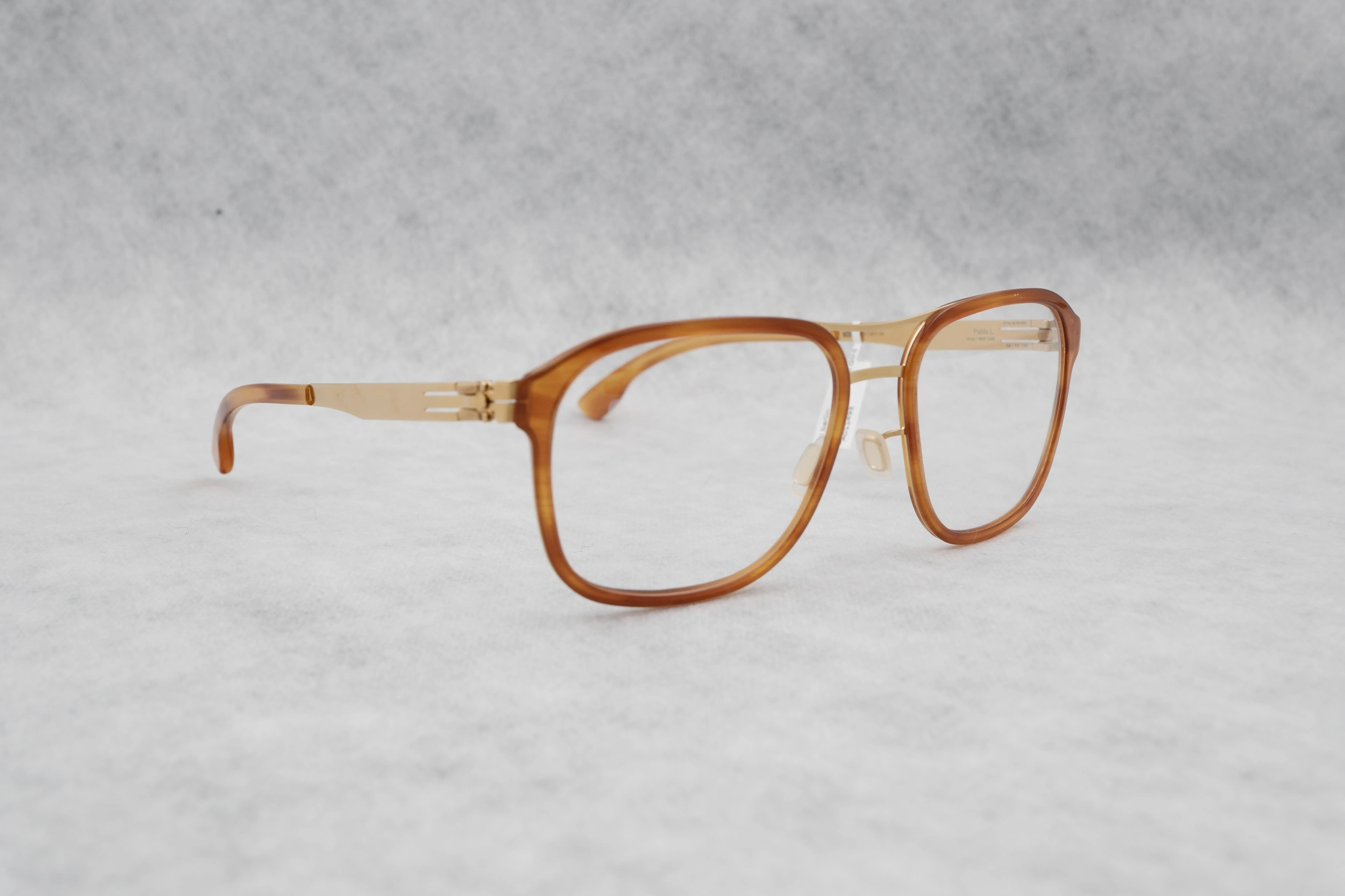 ic!berlin Pablo L.Amur/Matt Gołd