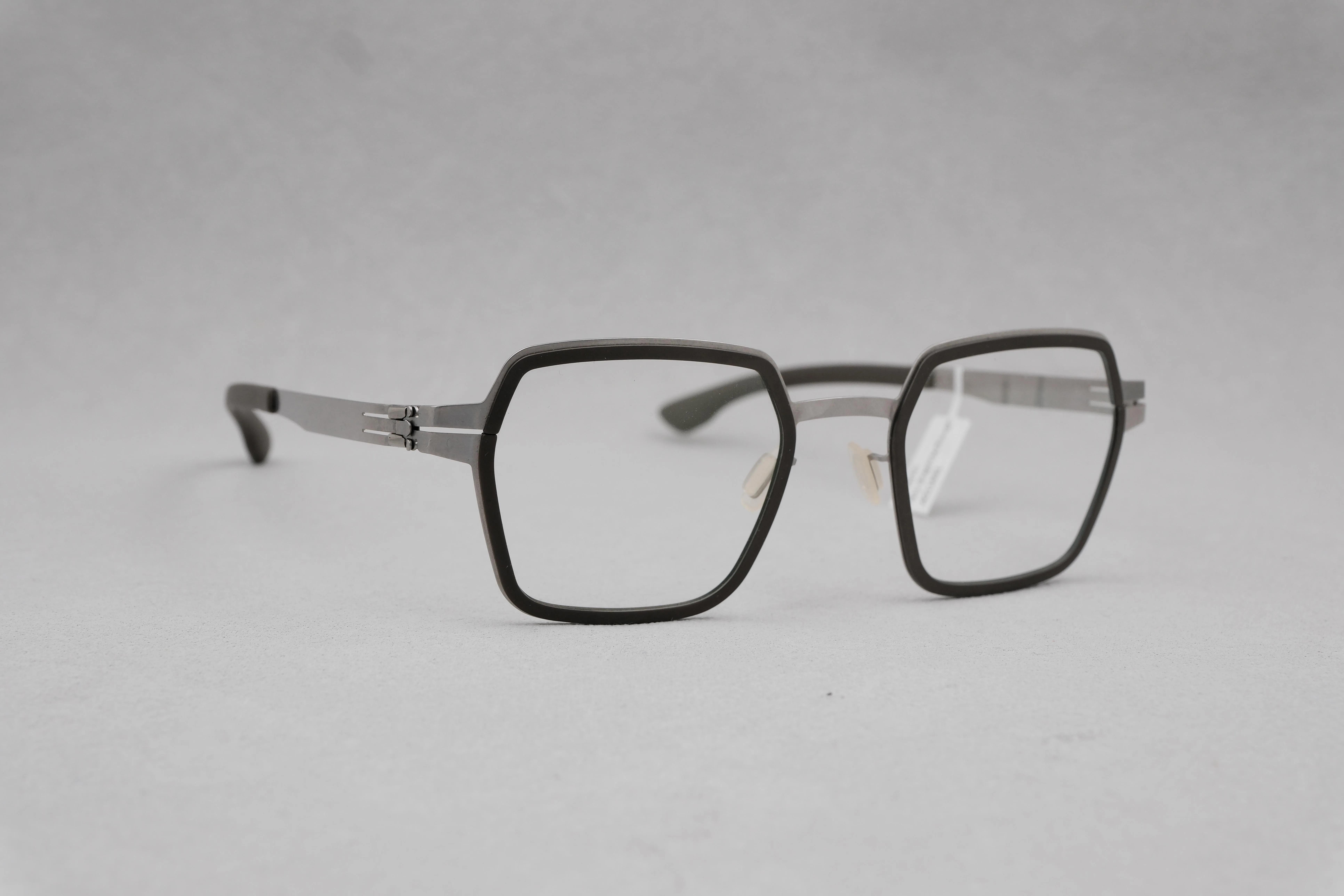 ic!berlin Nio Graphite/Rough