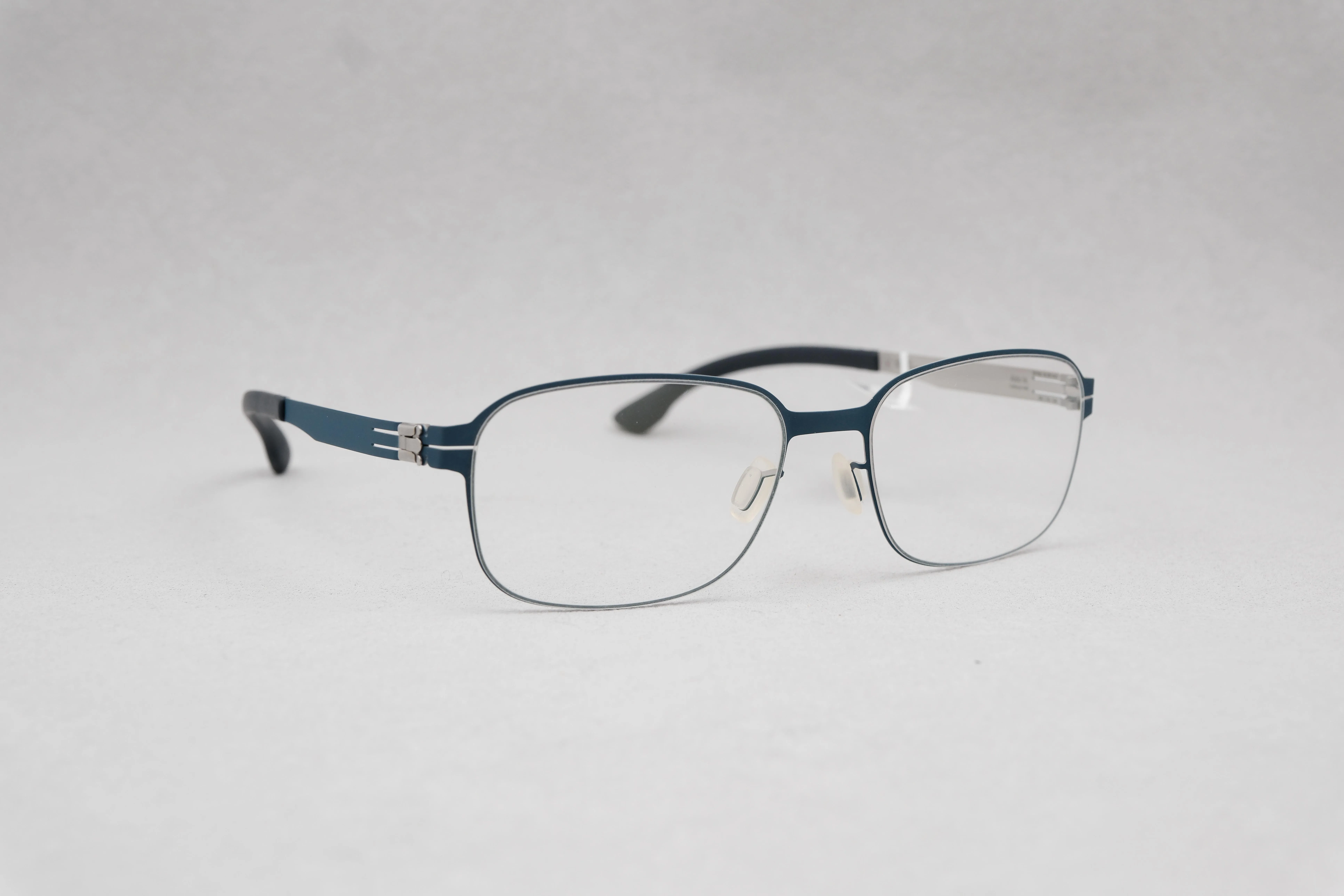 ic!berlin Aldo M.Harbour Ash