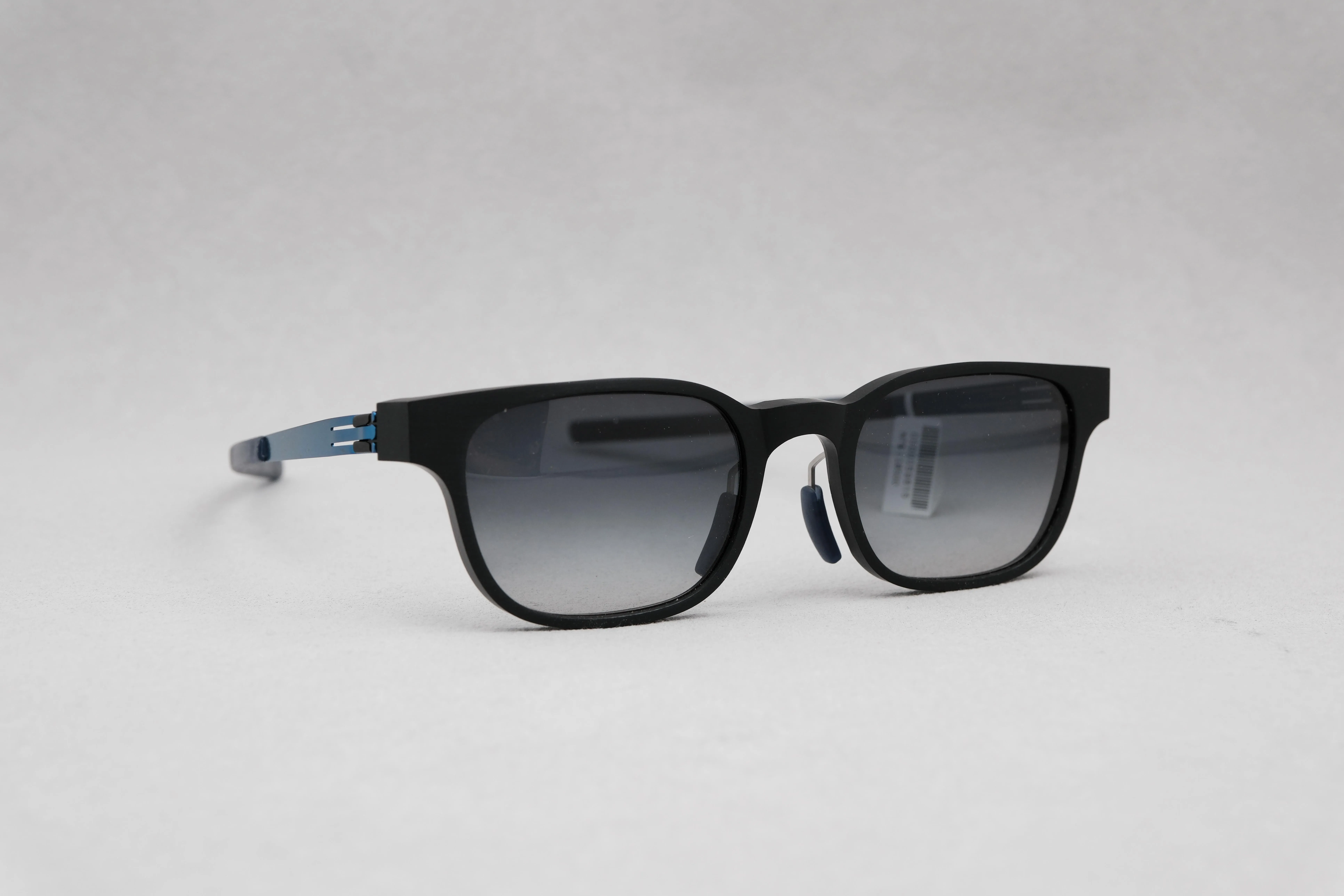 ic!berlin model klavierspieler klau