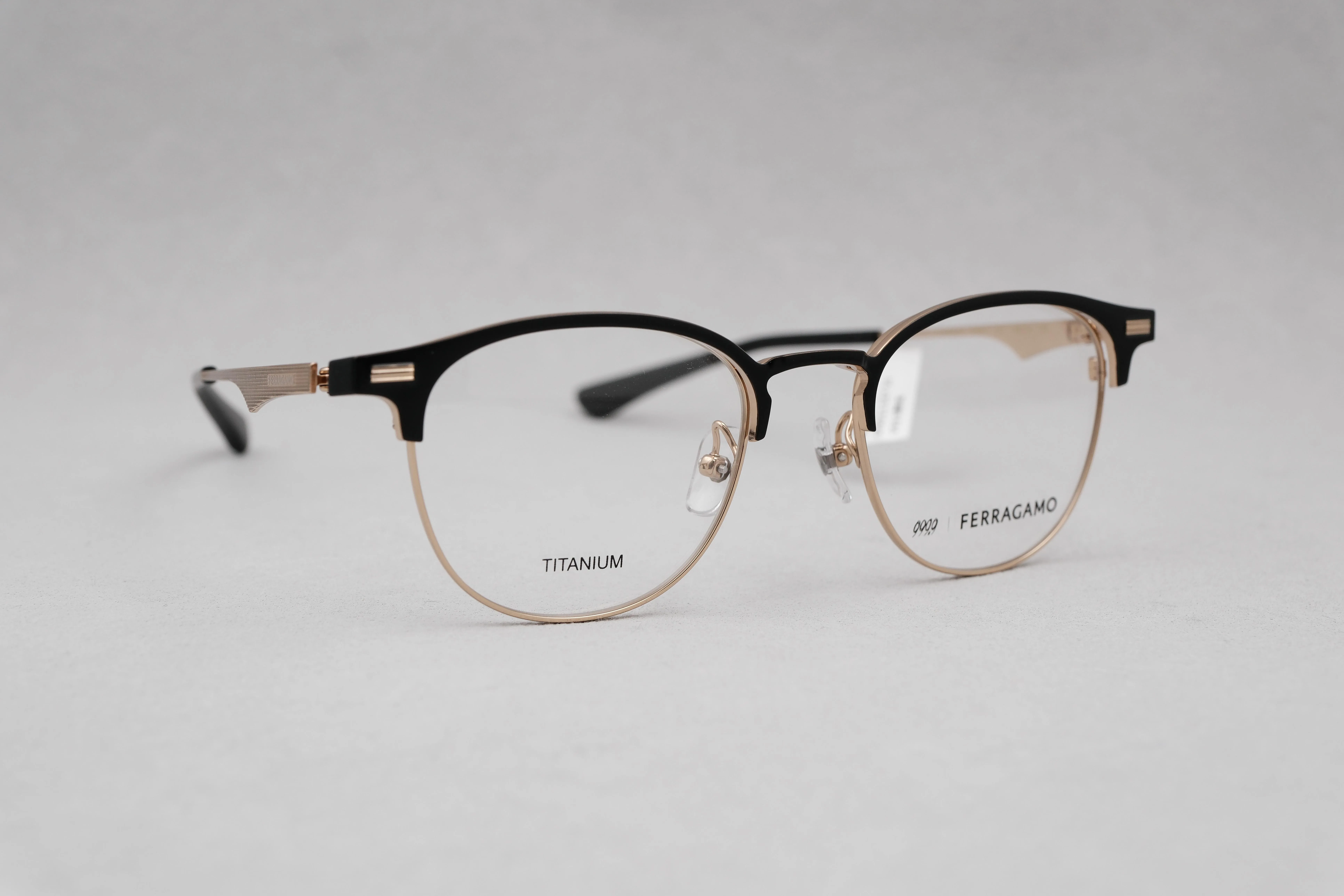 Ferragamo SF9011 017 50 999.9聯名