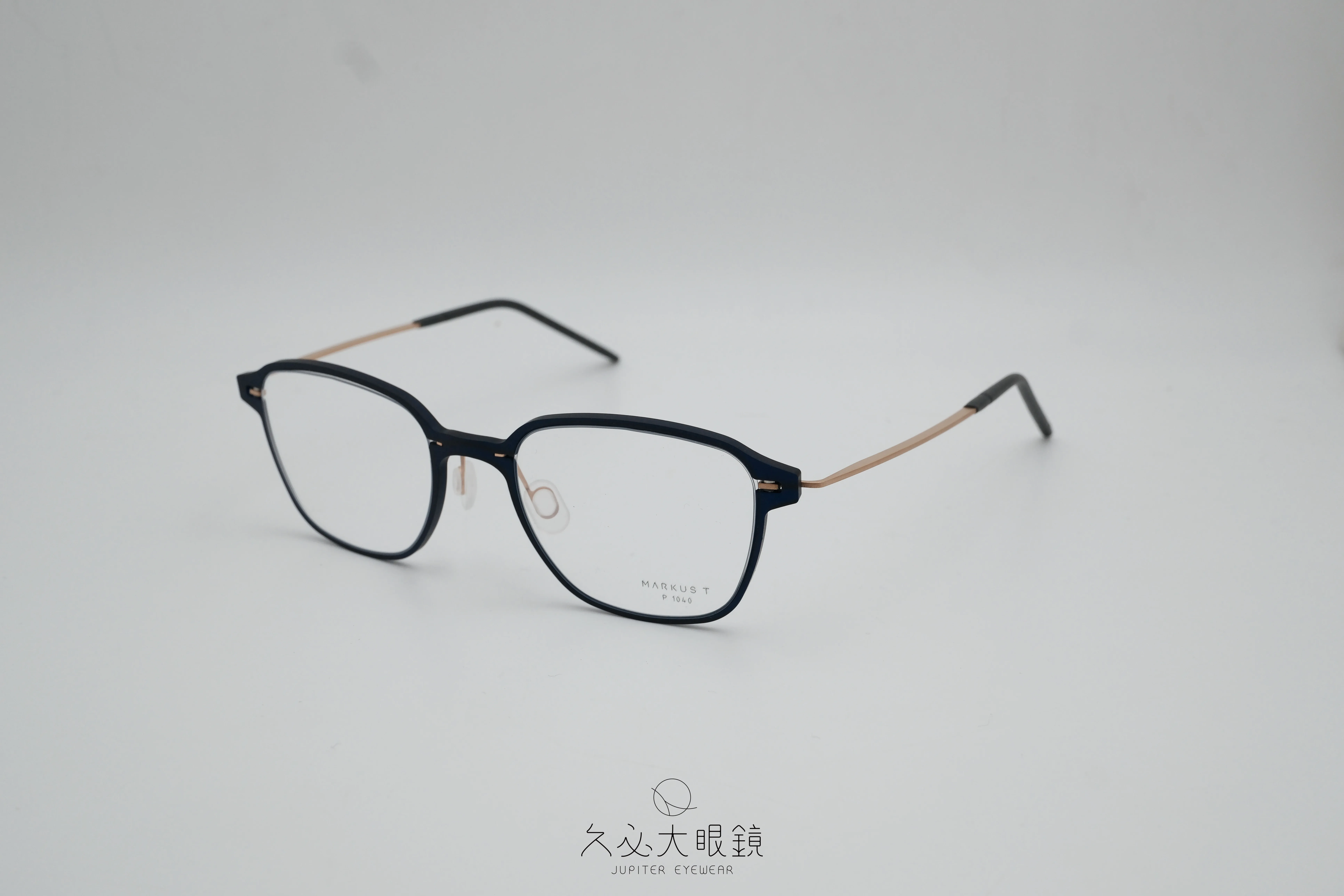 Markus T MIO P1040 640/390/150/03