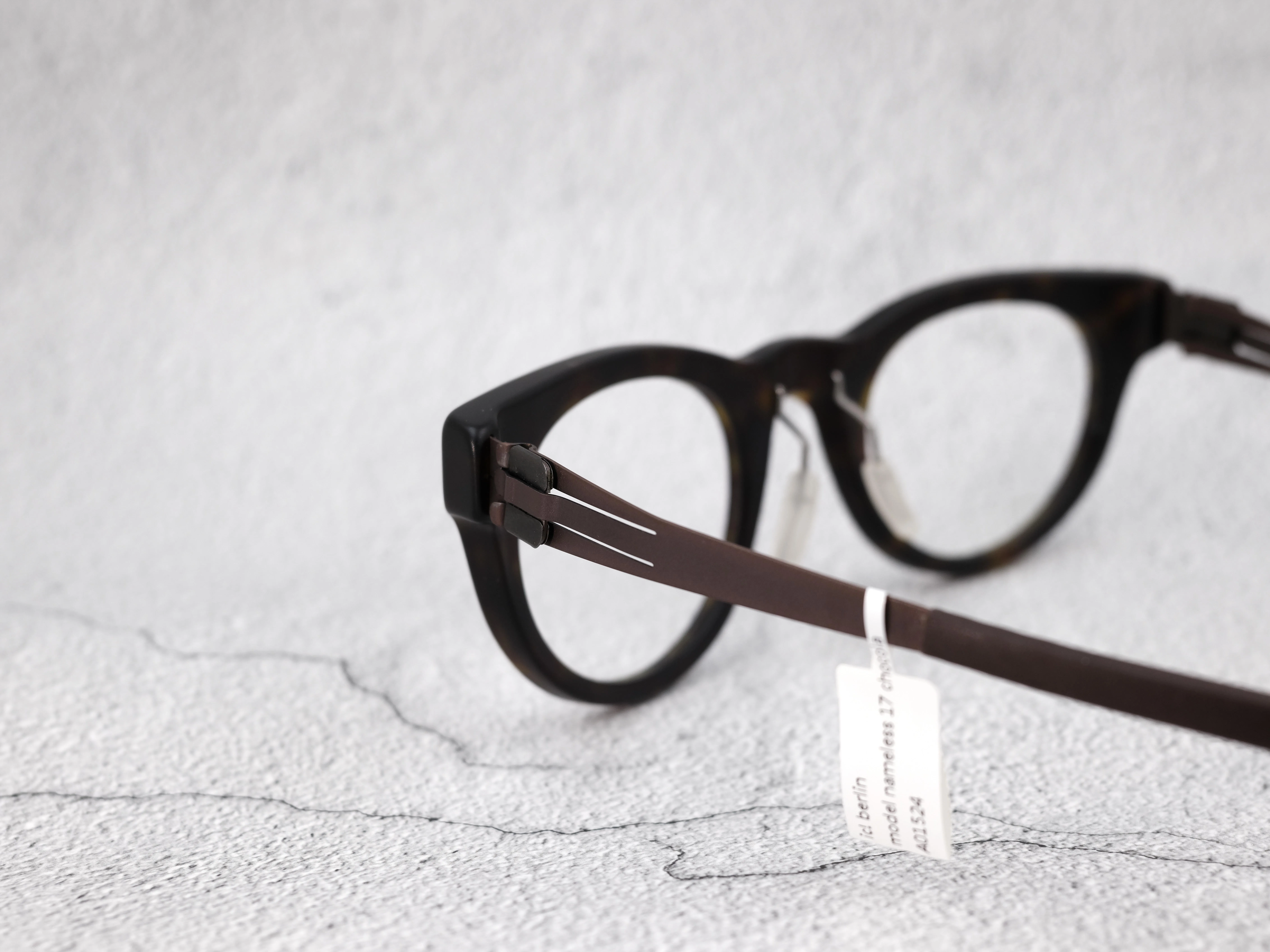 ic!berlin model nameless 17 chocola