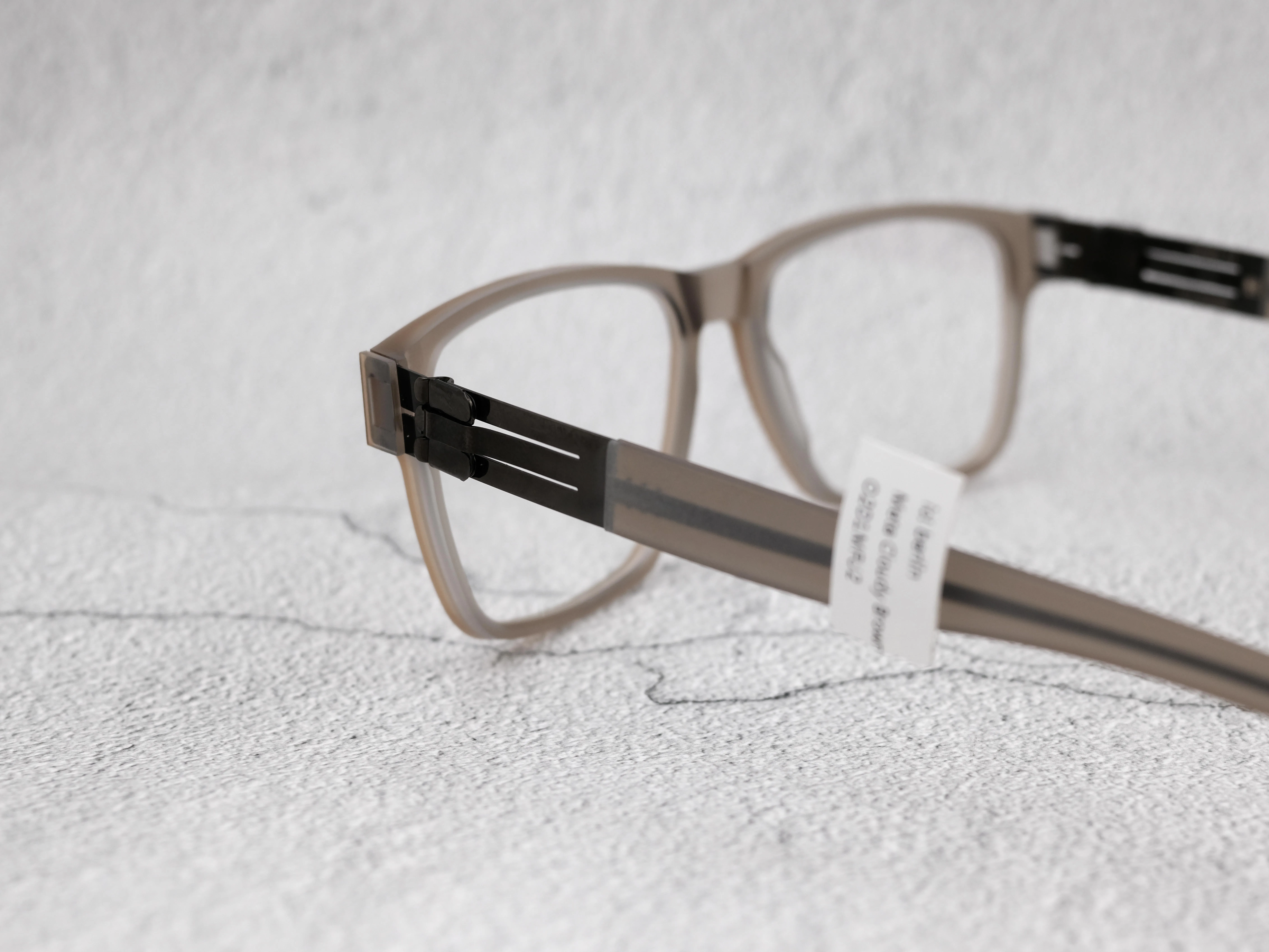 ic!berlin Meta Cloudy Brown HD 