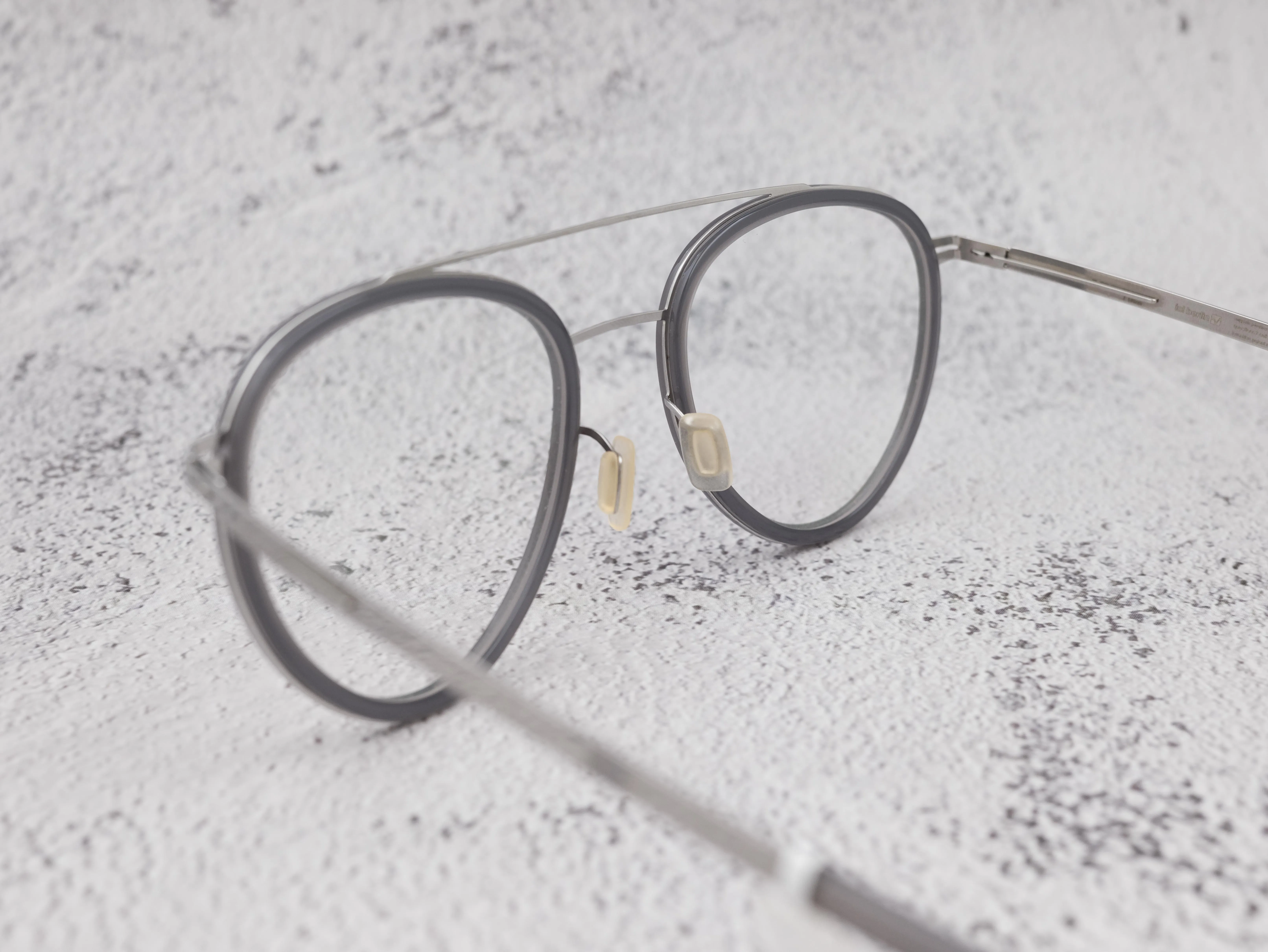 ic!berlin fohn chrome(藍）