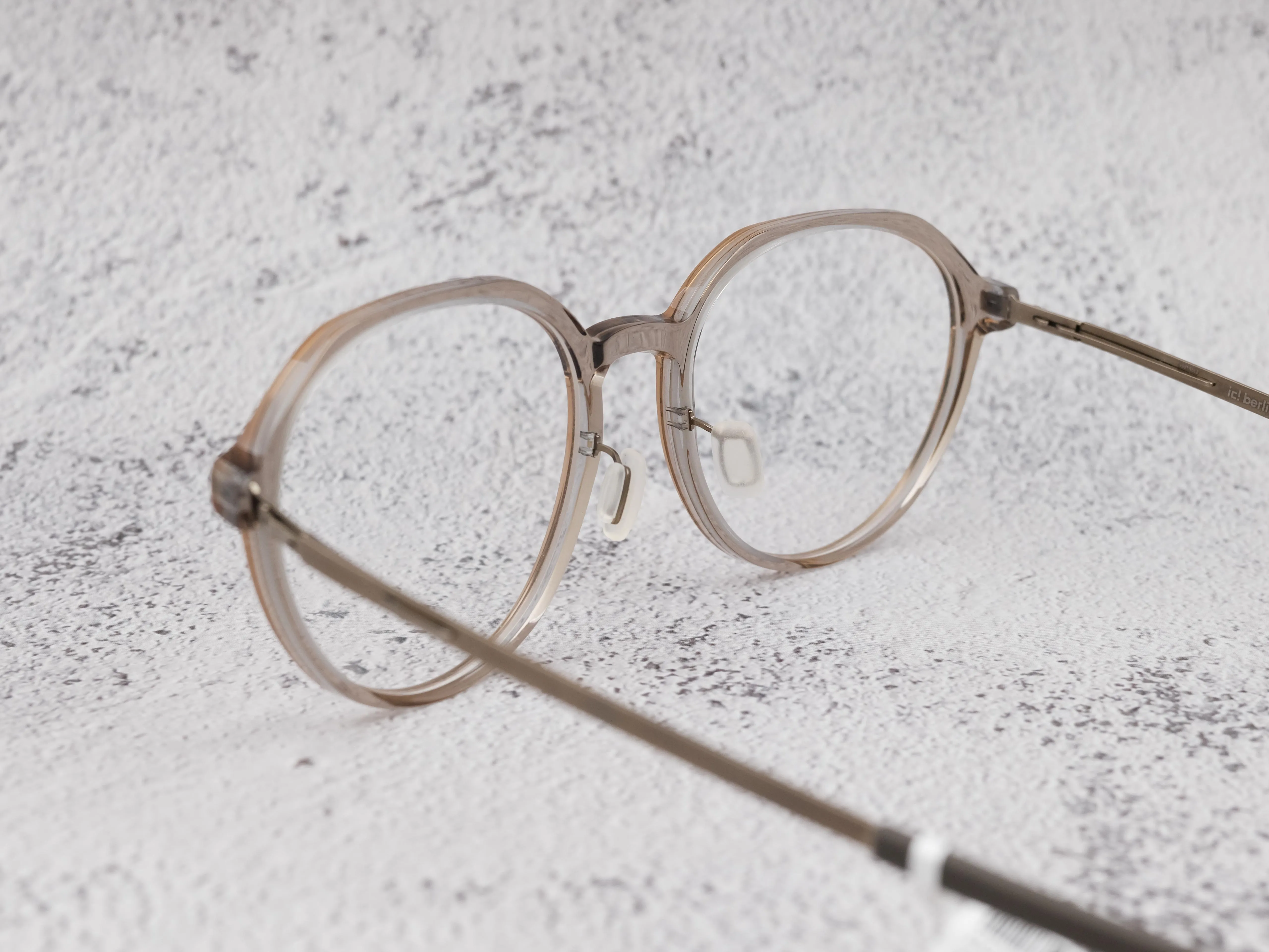 ic!berlin Enshi Cloudy Brown HD