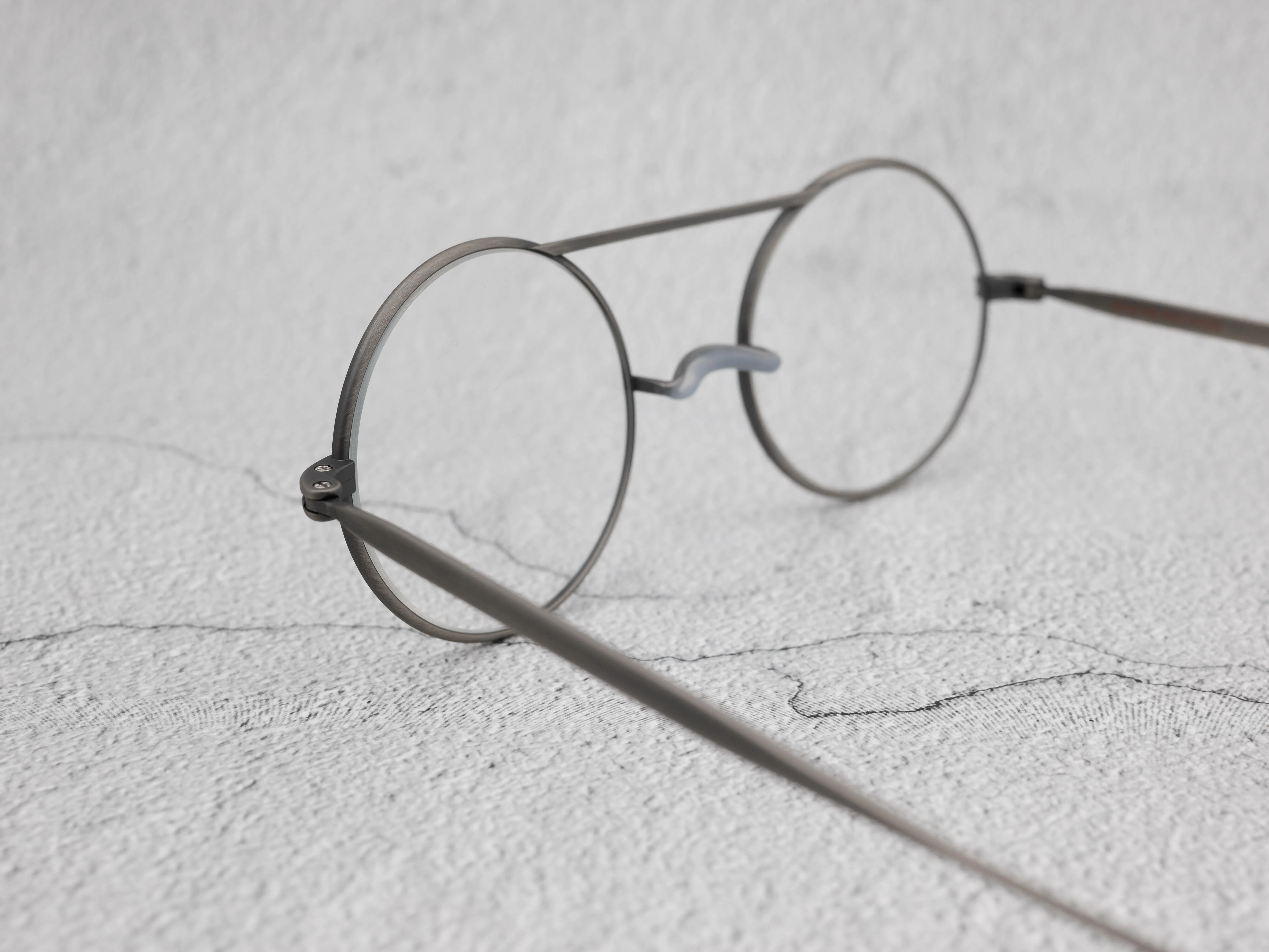 GROOVER FALCON col.2