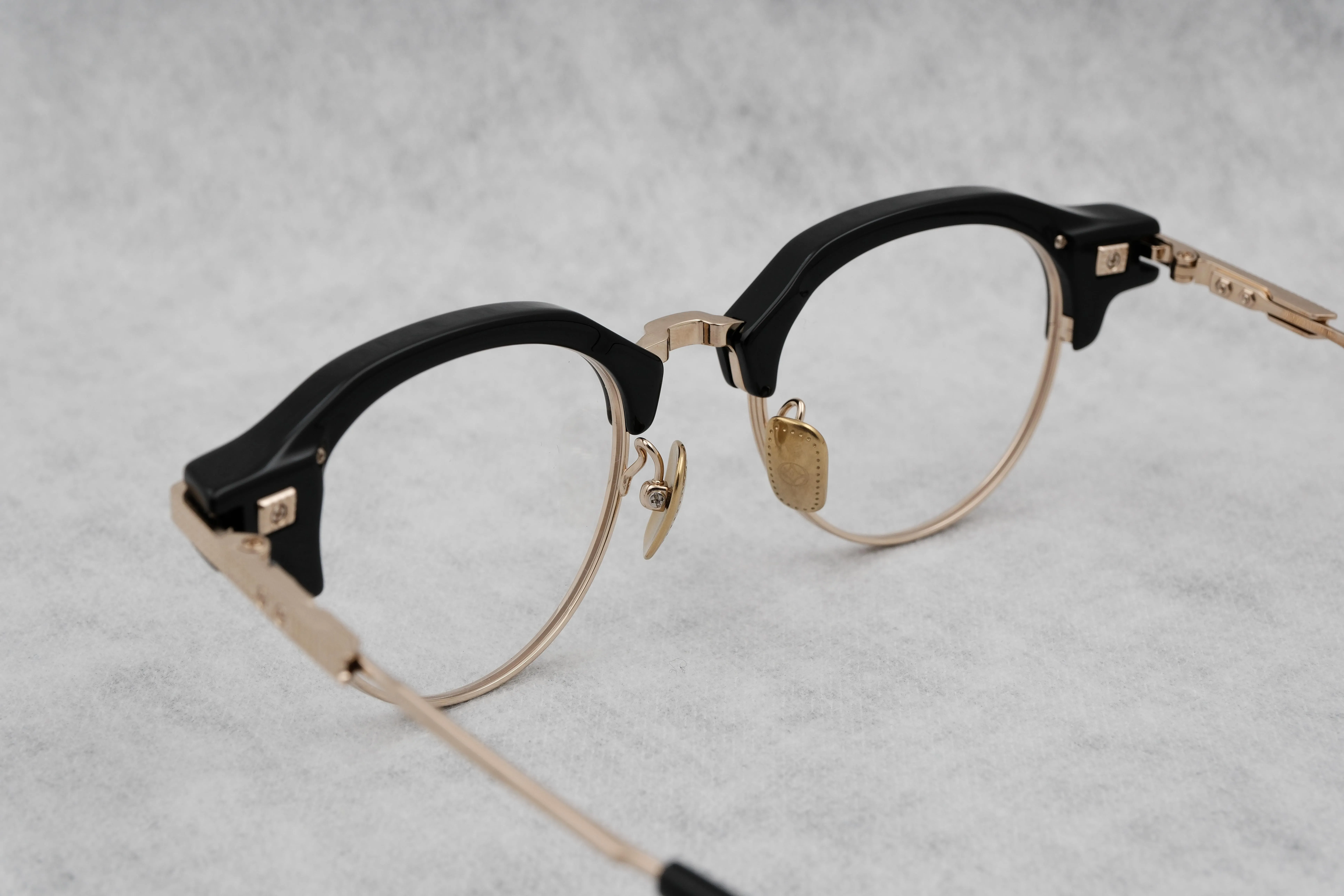 999.9 M-02 9001 HIGH END