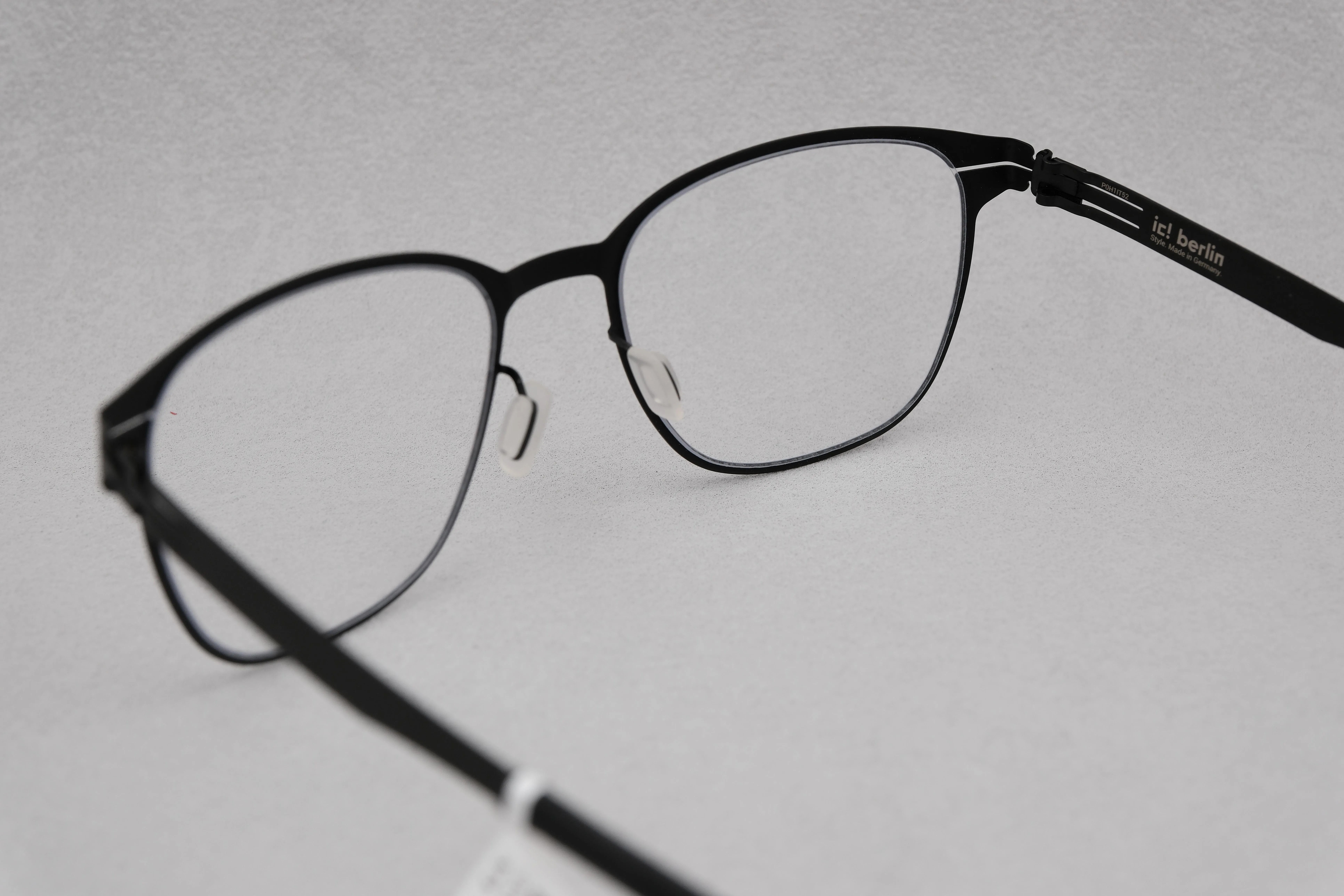 ic!berlin Luka Black