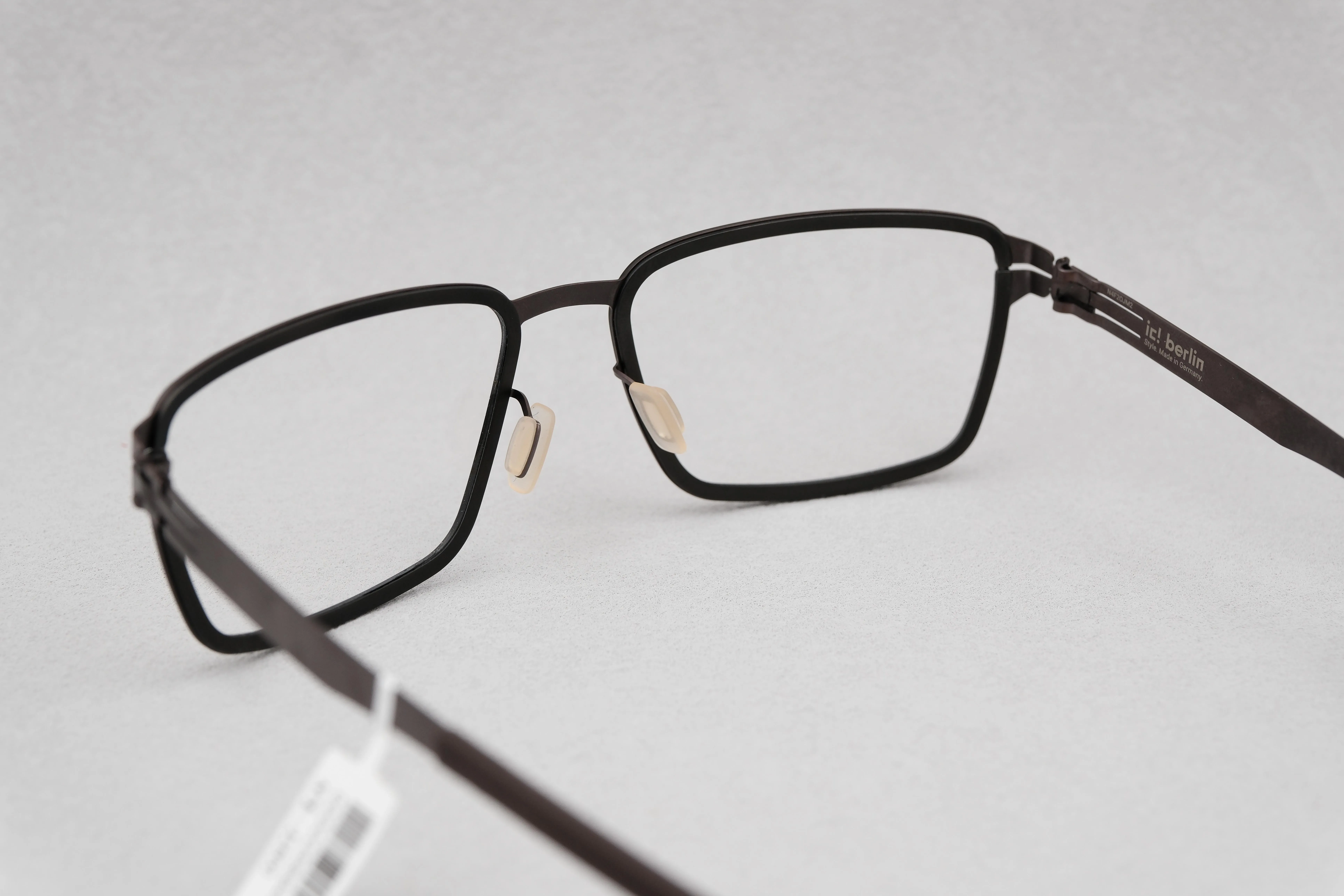 ic!berlin Silicon Black/Teak 黑