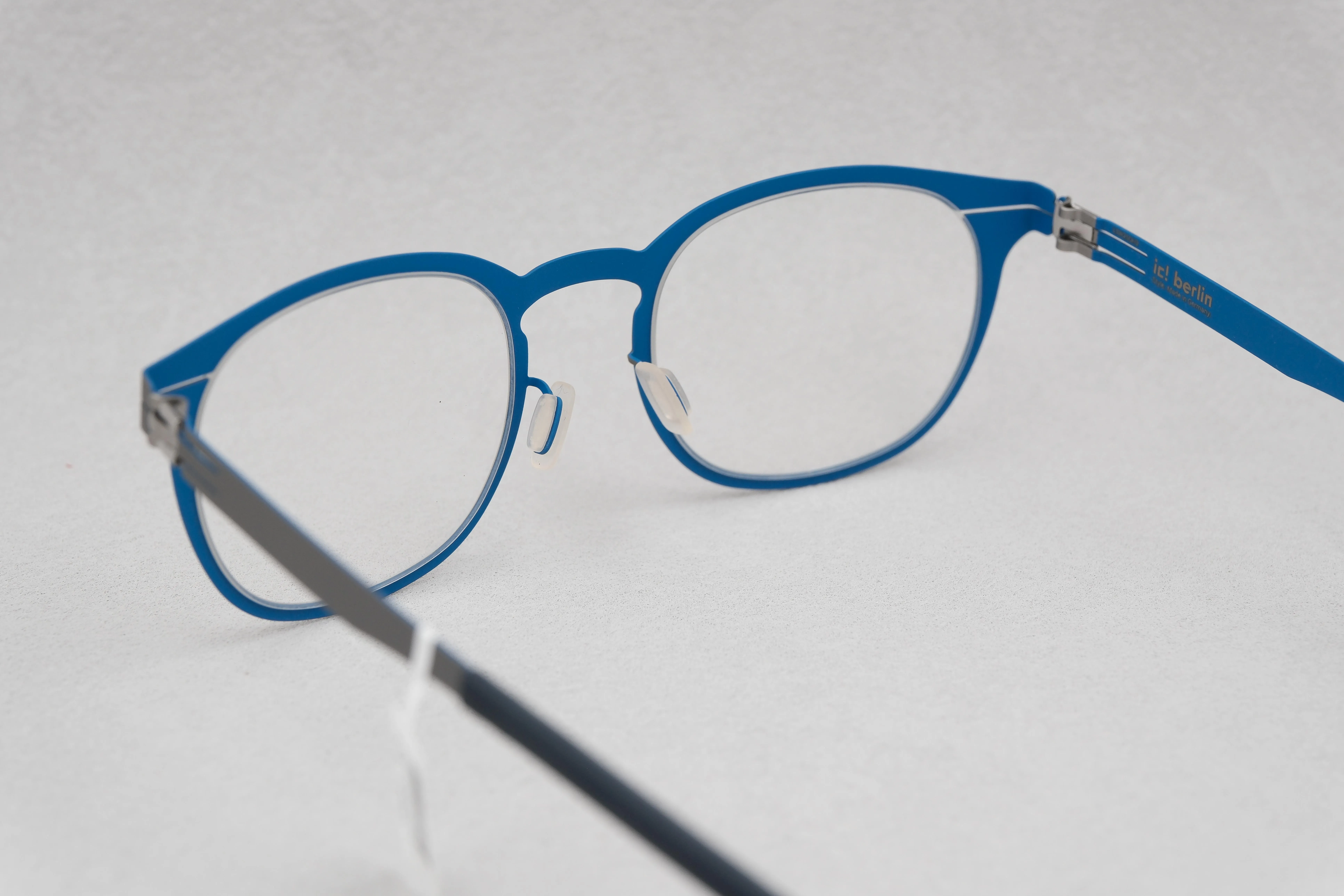 ic!berlin 25周年 Ivan B. Boulder Blue